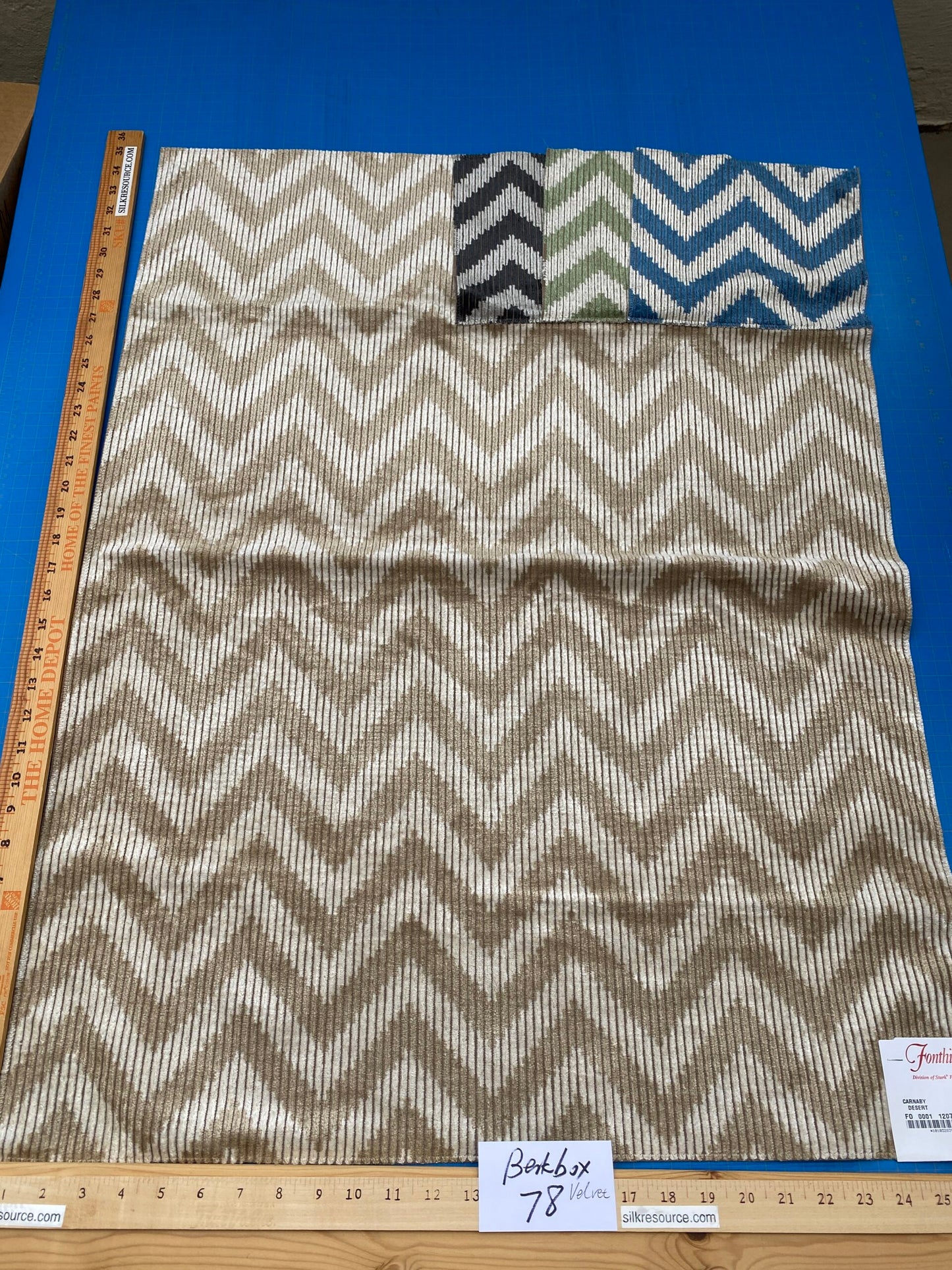 10 Berkbox78 Square Velvet by Fonthill Carnaby Desert Brown White Chevron MSRP USD 294/y