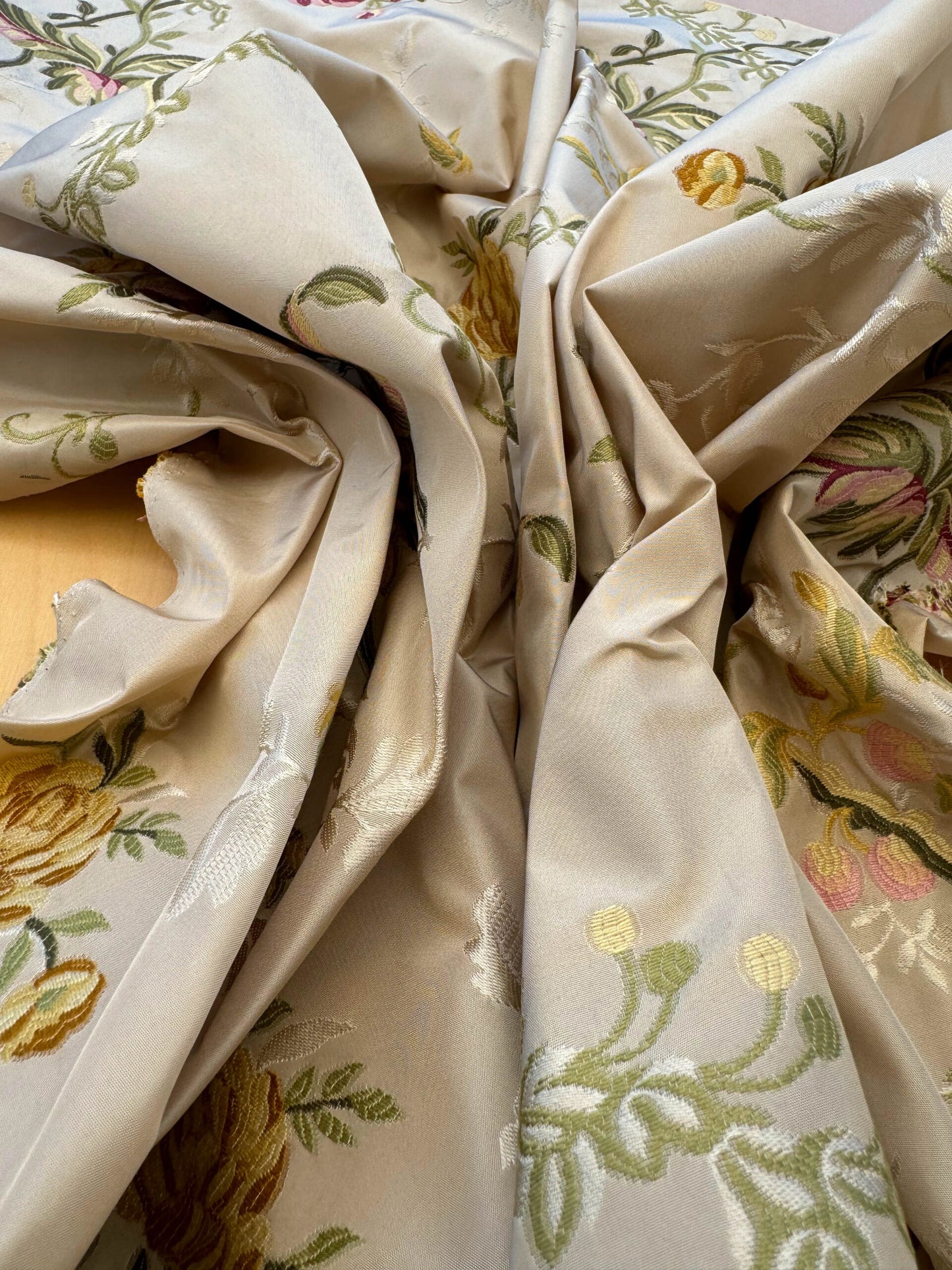 1yard Scalamandre Broche Lyon II Creme Silk Floral Cream Beige MSRP USD 1087/y