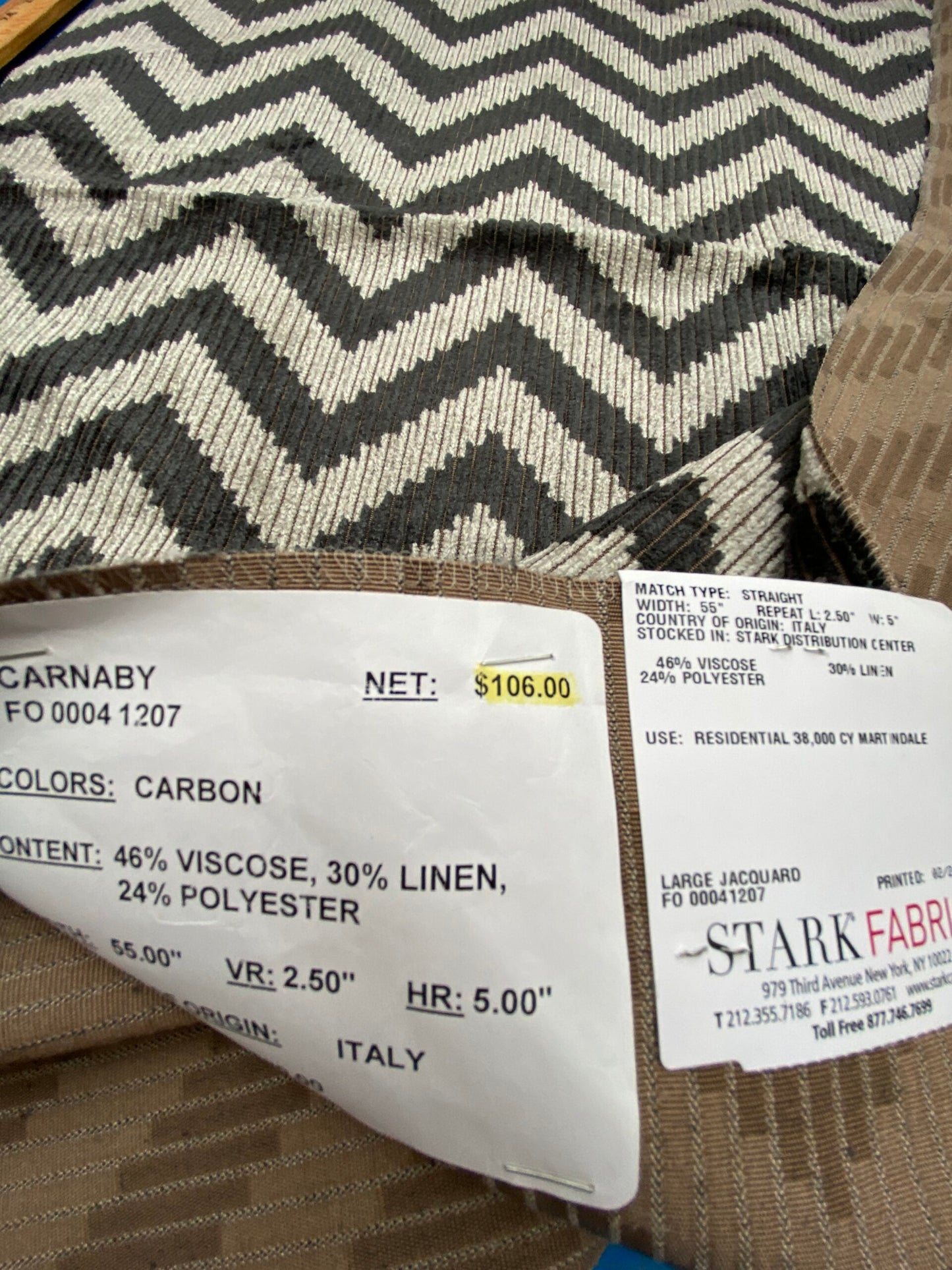 15 Berkbox78 Square Velvet by Fonthill Carnaby Carbon Black White Chevron MSRP USD 294/y