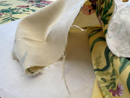 Scalamandre Nosegay Yellow Red Green  Floral Botanical Foliage MSRP USD 316/y