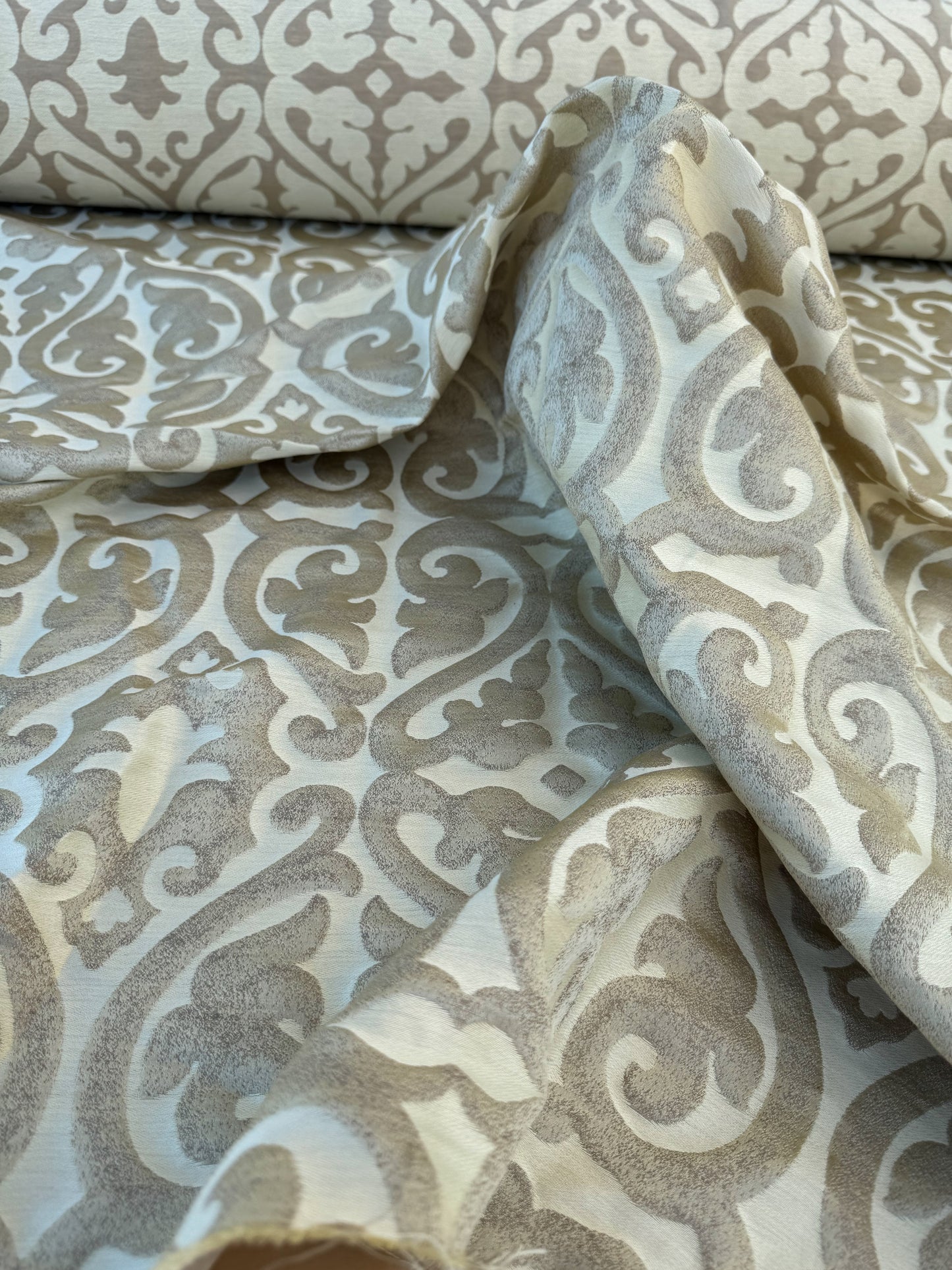 Beacon Hill Robert Allen Topiary Scroll Yellow Lotus Silk Damask Heart Shaped Yellow Gold Brown Metallic Silk and Linen