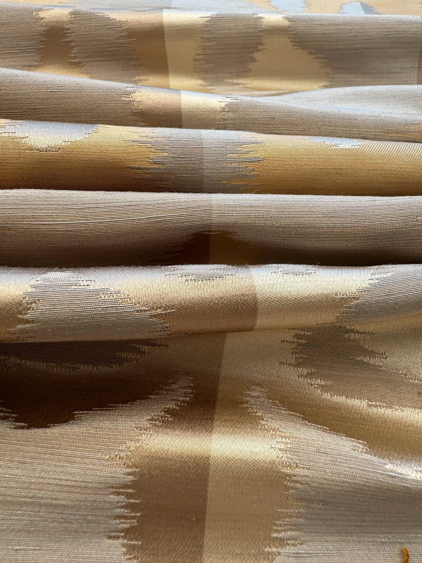 Scalamandre Angel of Longevity cameo/grey /taupe Diamond Ogee Ikat MSRP USD 306/y