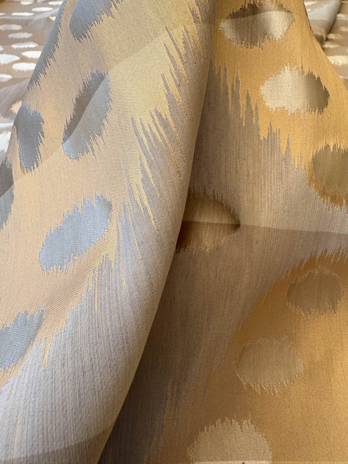 Scalamandre Angel of Longevity cameo/grey /taupe Diamond Ogee Ikat MSRP USD 306/y