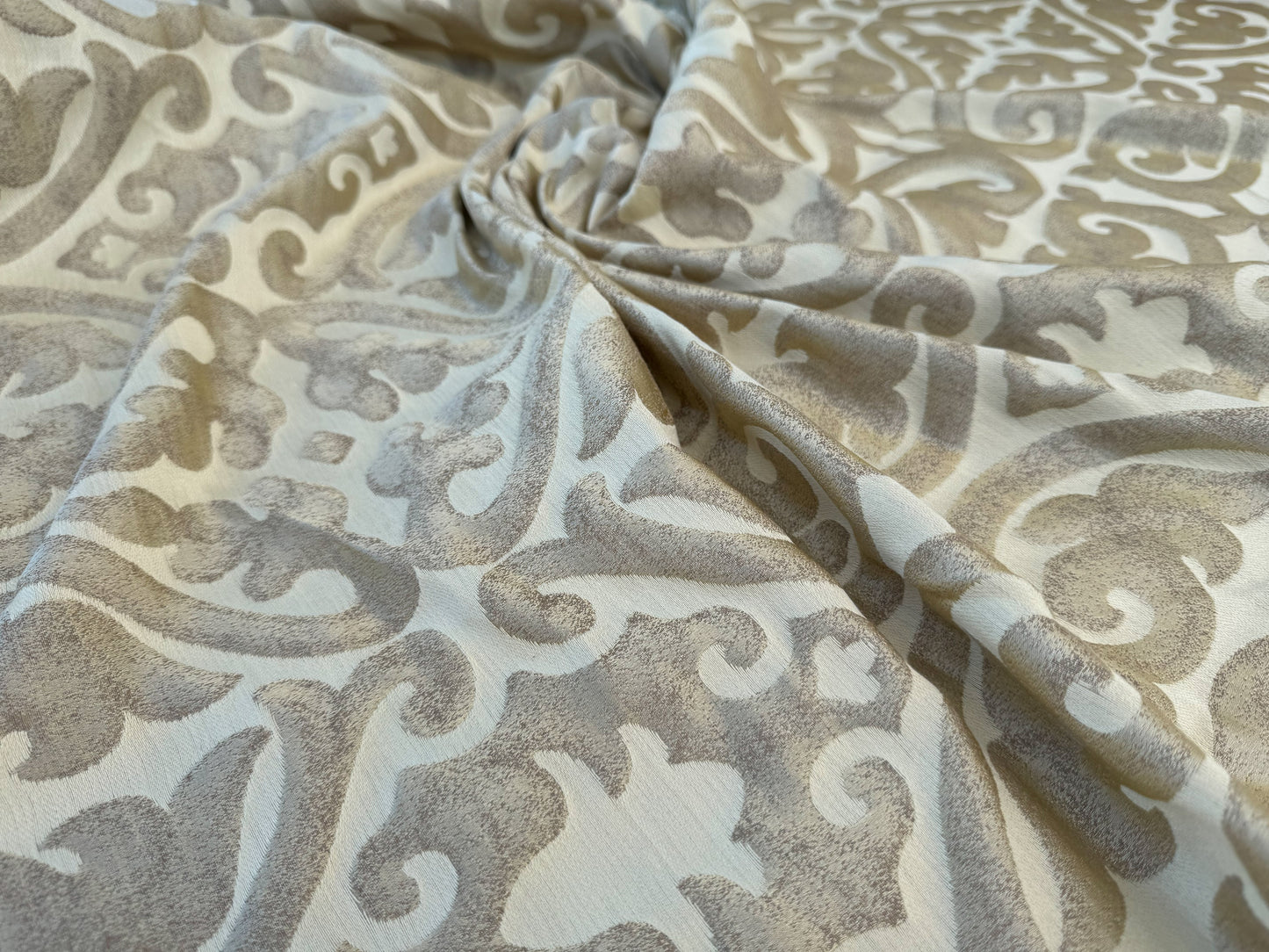 Beacon Hill Robert Allen Topiary Scroll Yellow Lotus Silk Damask Heart Shaped Yellow Gold Brown Metallic Silk and Linen