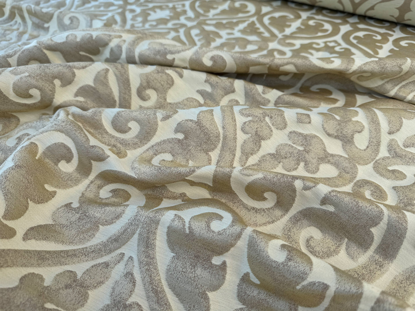 Beacon Hill Robert Allen Topiary Scroll Yellow Lotus Silk Damask Heart Shaped Yellow Gold Brown Metallic Silk and Linen