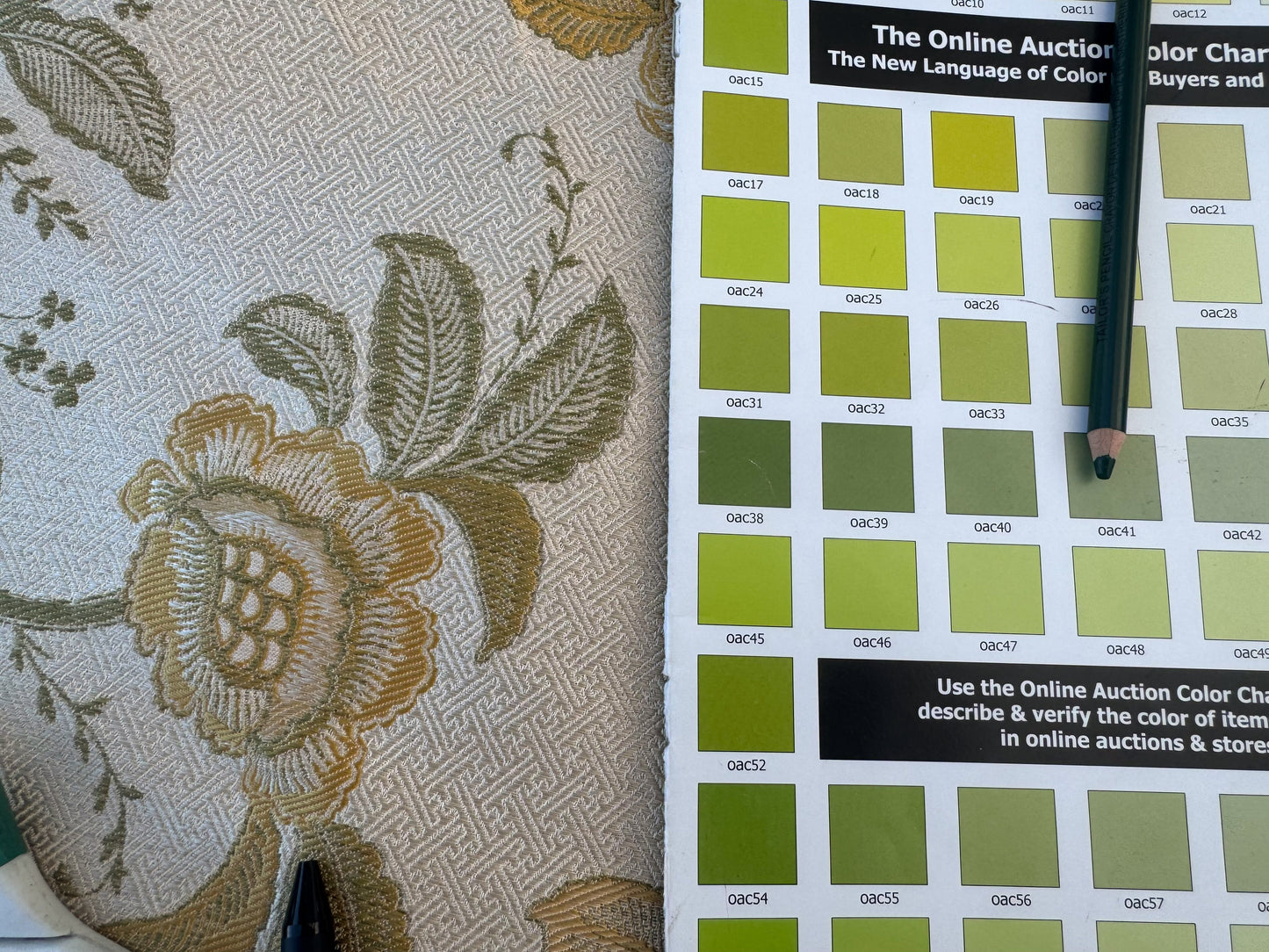 Beacon Hill Pennine Leaf Green Gold Yellow Classy Jacobean Botanical Silk and Linen Lampas MSRP USD195