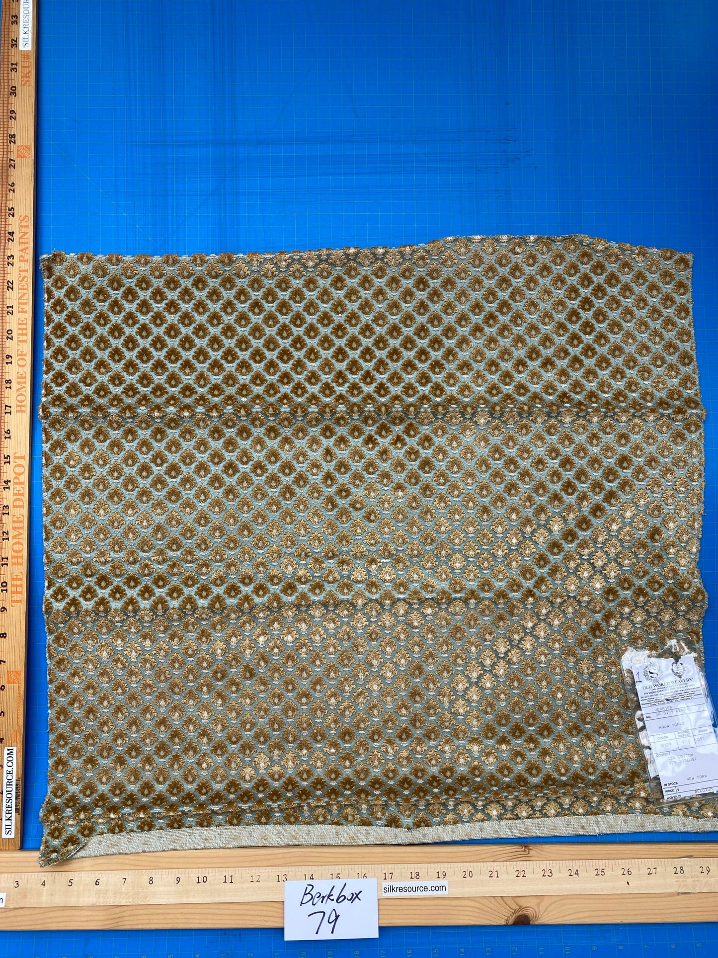 1 Berkbox79 Square Velvet by Old World Weavers Verrier Aqua Topaz Blue Brown Diamond Ogee 23"x30" MSRP USD 668/y