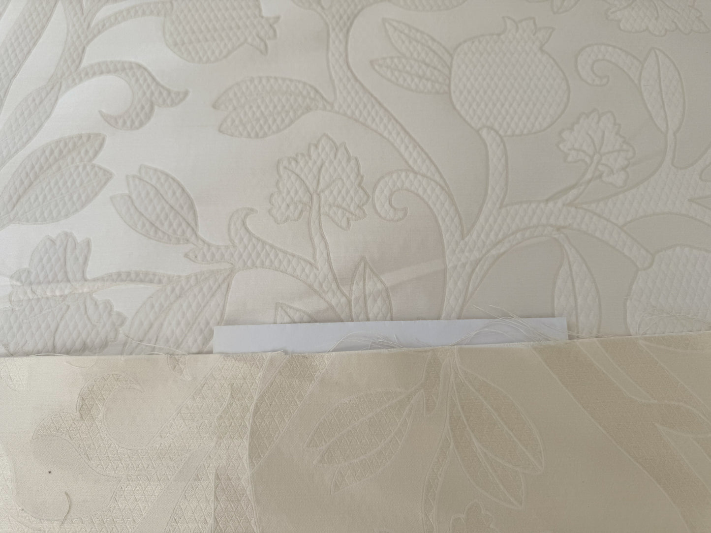 Robert Allen Beacon Hill Amerikey Snow Silk White Matelassé Art Nouveau Pomegranate Grape Floral Scroll Lux MSRP USD195/y