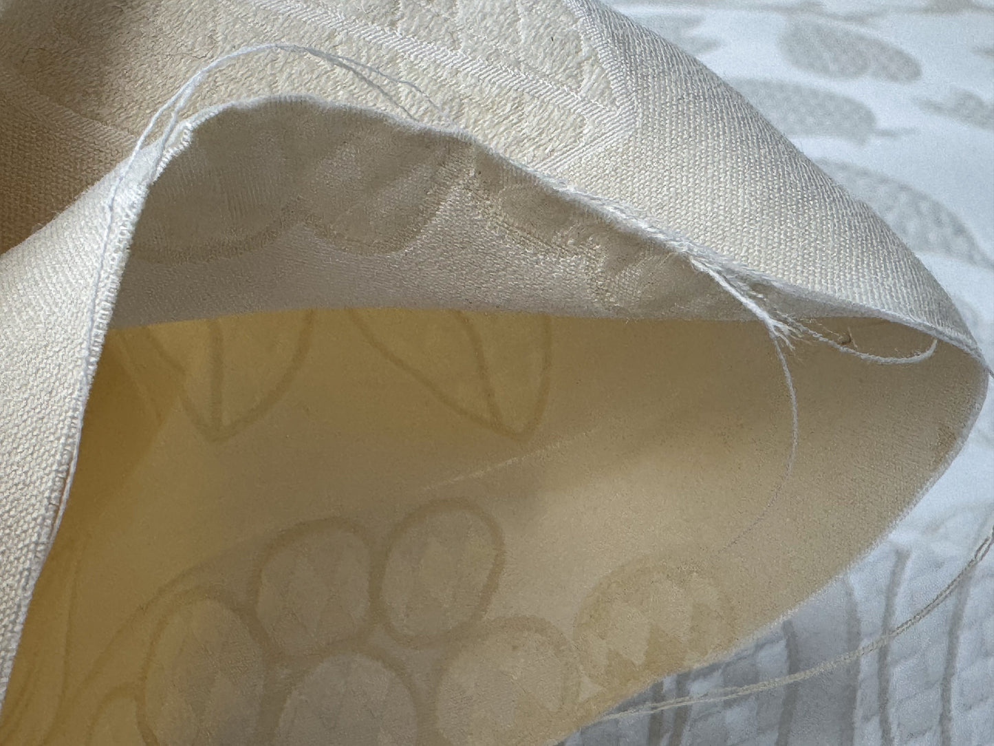 Robert Allen Beacon Hill Amerikey Snow Silk White Matelassé Art Nouveau Pomegranate Grape Floral Scroll Lux MSRP USD195/y