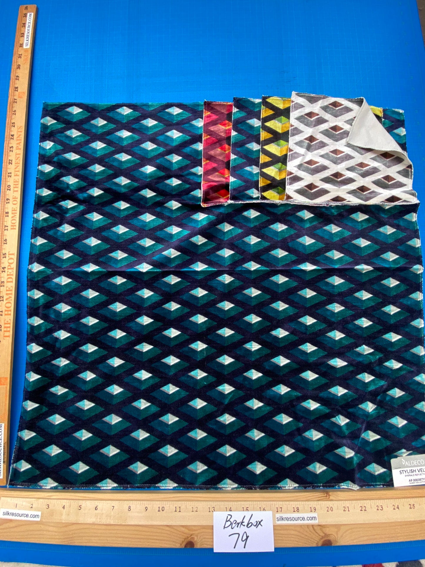 8 Berkbox79 Square Velvet by Aldeco Stylish Velvet Emerald Reflections MSRP USD400+/y