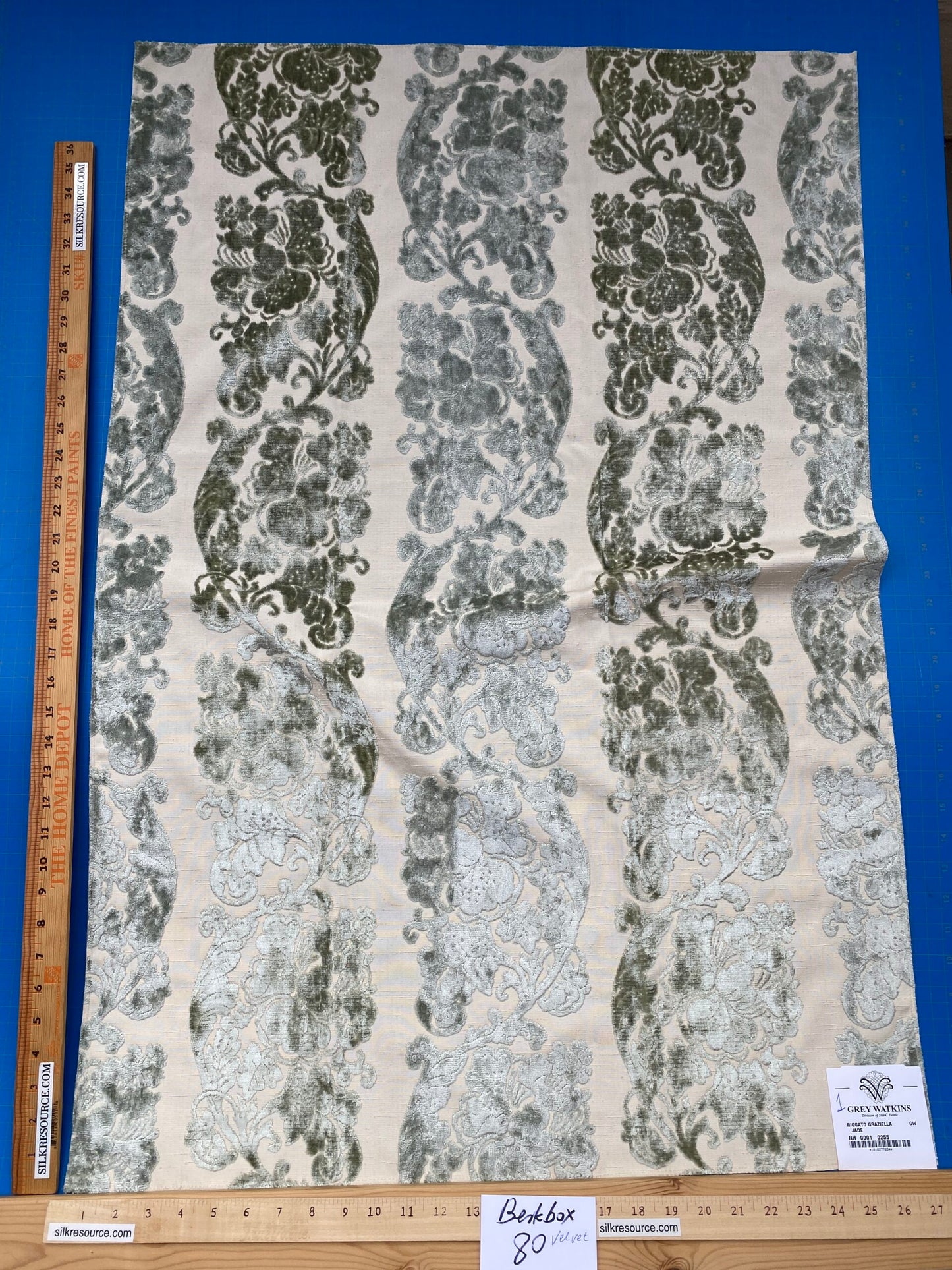 4 Berkbox80 Square Velvet by Grey Watkins Riggato Graziella Jade MSRP USD470/y