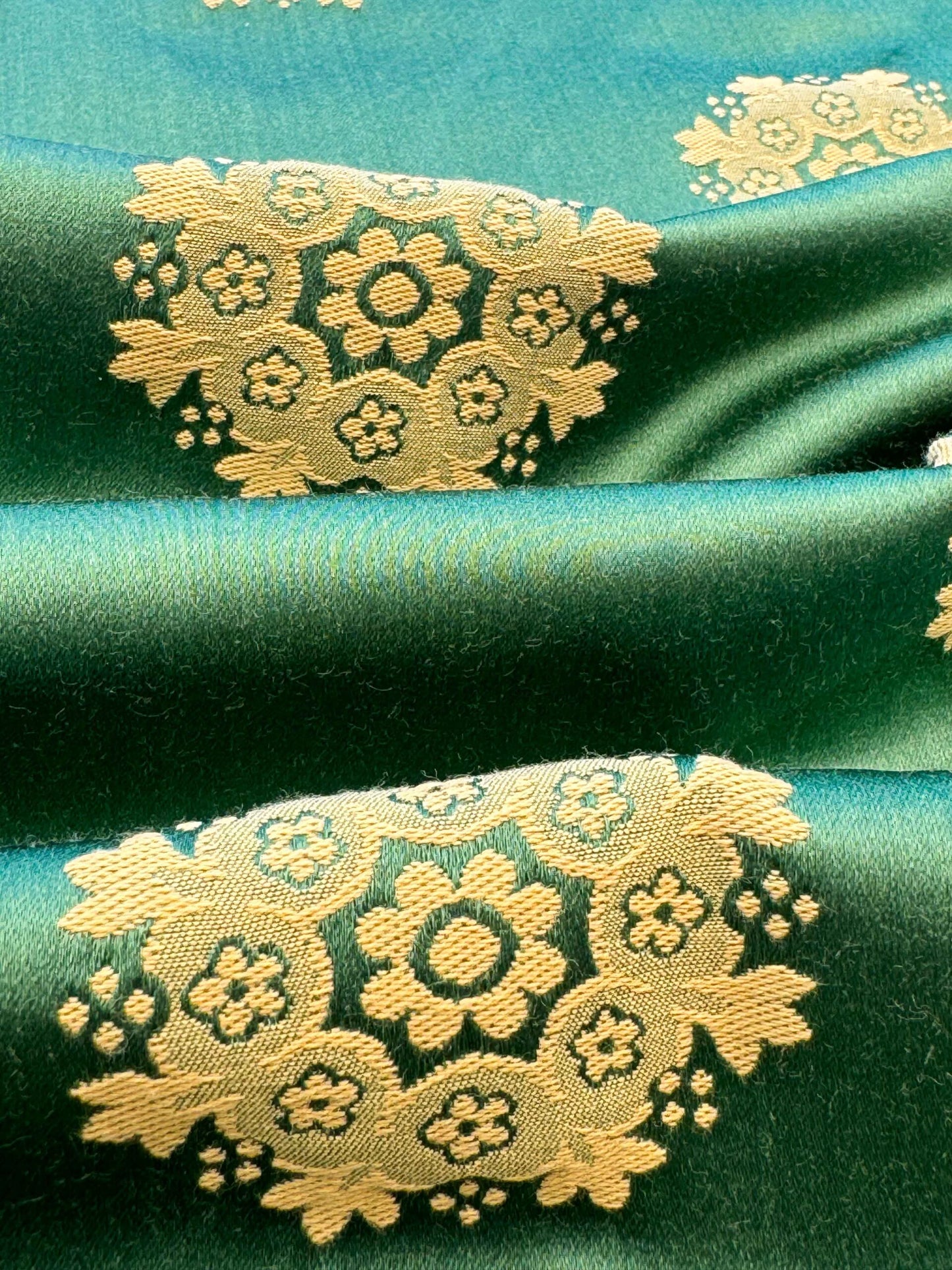 Scalamandre Green Neoclassical Botanical Floral Emerald Green Yellow Sunflower Medallion Silk Lampas56" x 43"