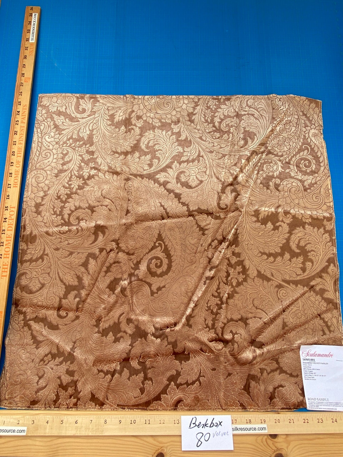 19 Berkbox80 Square Velvet by Scalamandre Palermo Velvet Paisley Copper Brown MSRP USD628/y