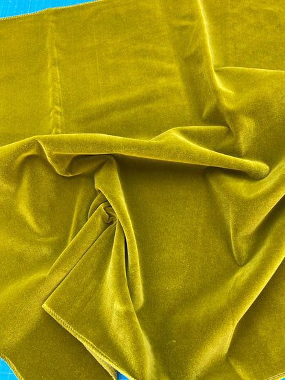 11 Berkbox81 Square Velvet by Christian Fischbacher Visconte II Moss Green Solid MSRP USD 300+/y