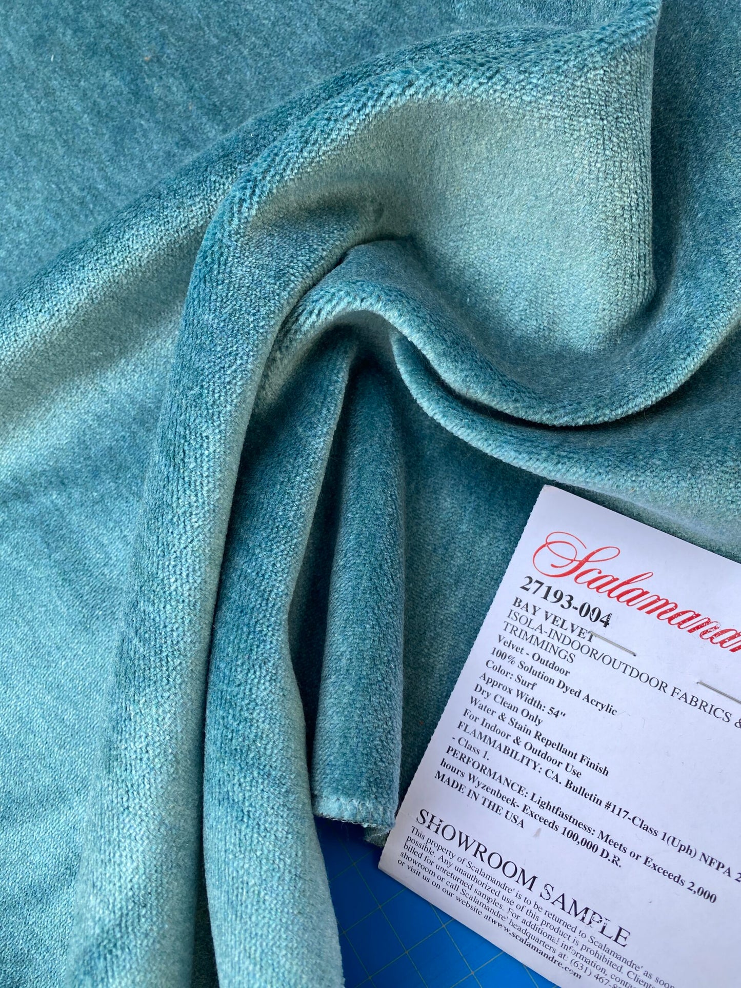 13 Berkbox81 Square Velvet by Scalamandre Bay Velvet Surf Outdoor Blue Solid MSRP USD300+/y