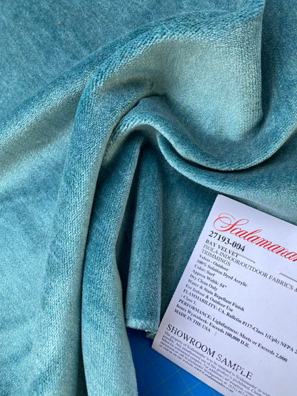 13 Berkbox81 Square Velvet by Scalamandre Bay Velvet Surf Outdoor Blue Solid MSRP USD300+/y