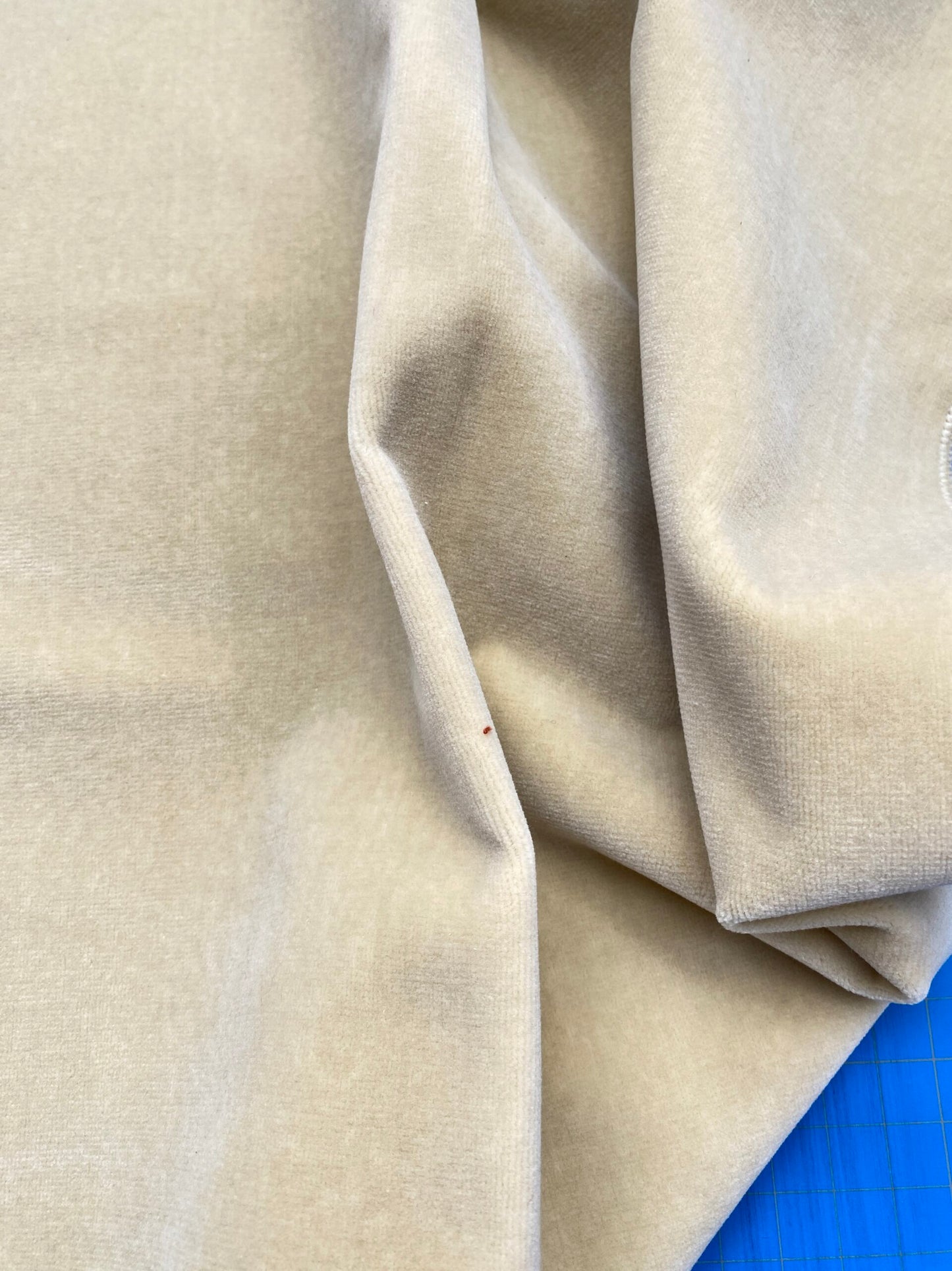 19 Berkbox81 Square Velvet by Christian Fischbacher Visconte II Manilla White Cream Solid 26"L x 26"W  MSRP USD 300+/y