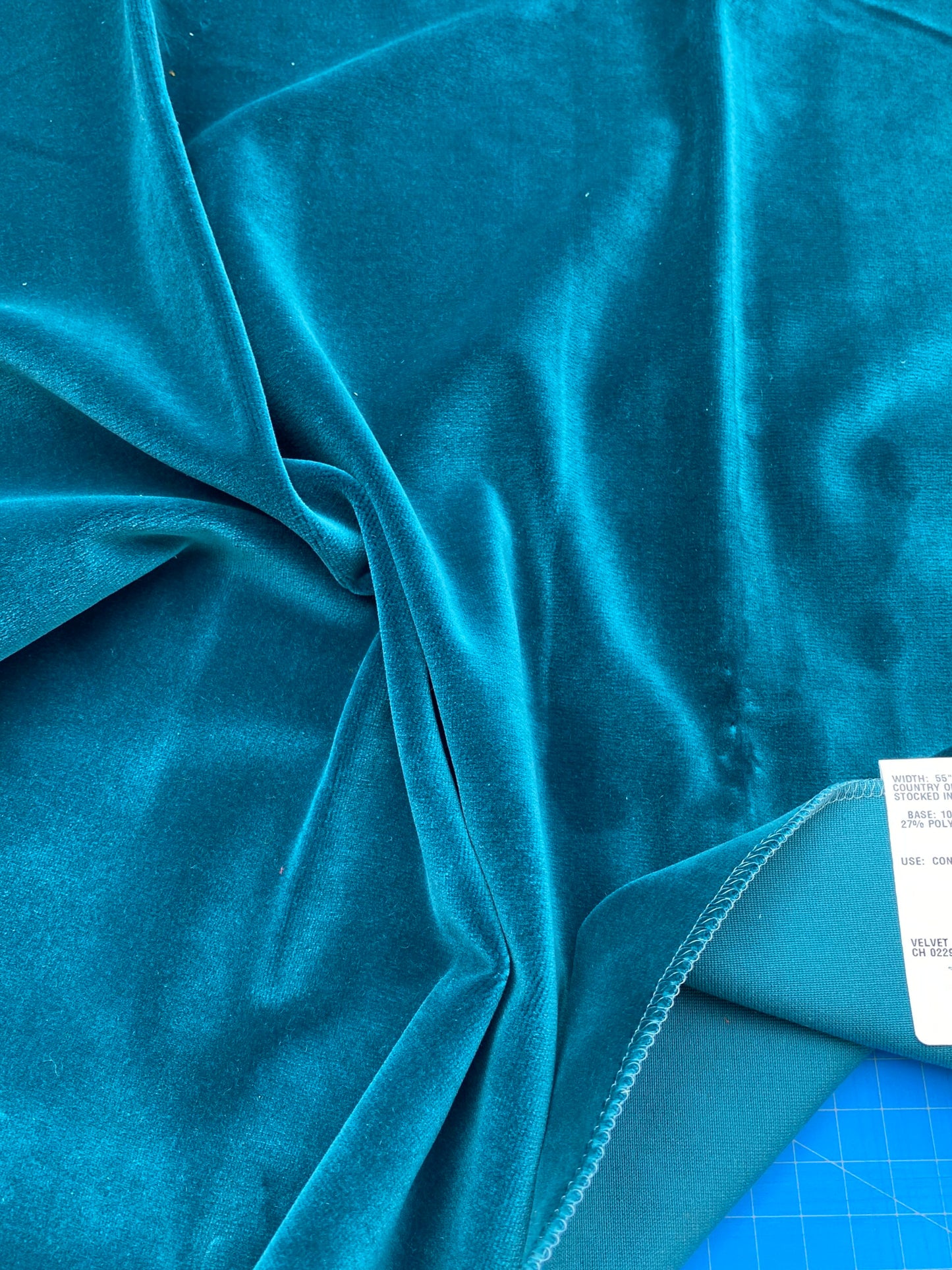 1 Berkbox82 Square Velvet by Christian Fischbacher Visconte II Teal Green Solid 26"L x 26"W  MSRP USD 300+/y