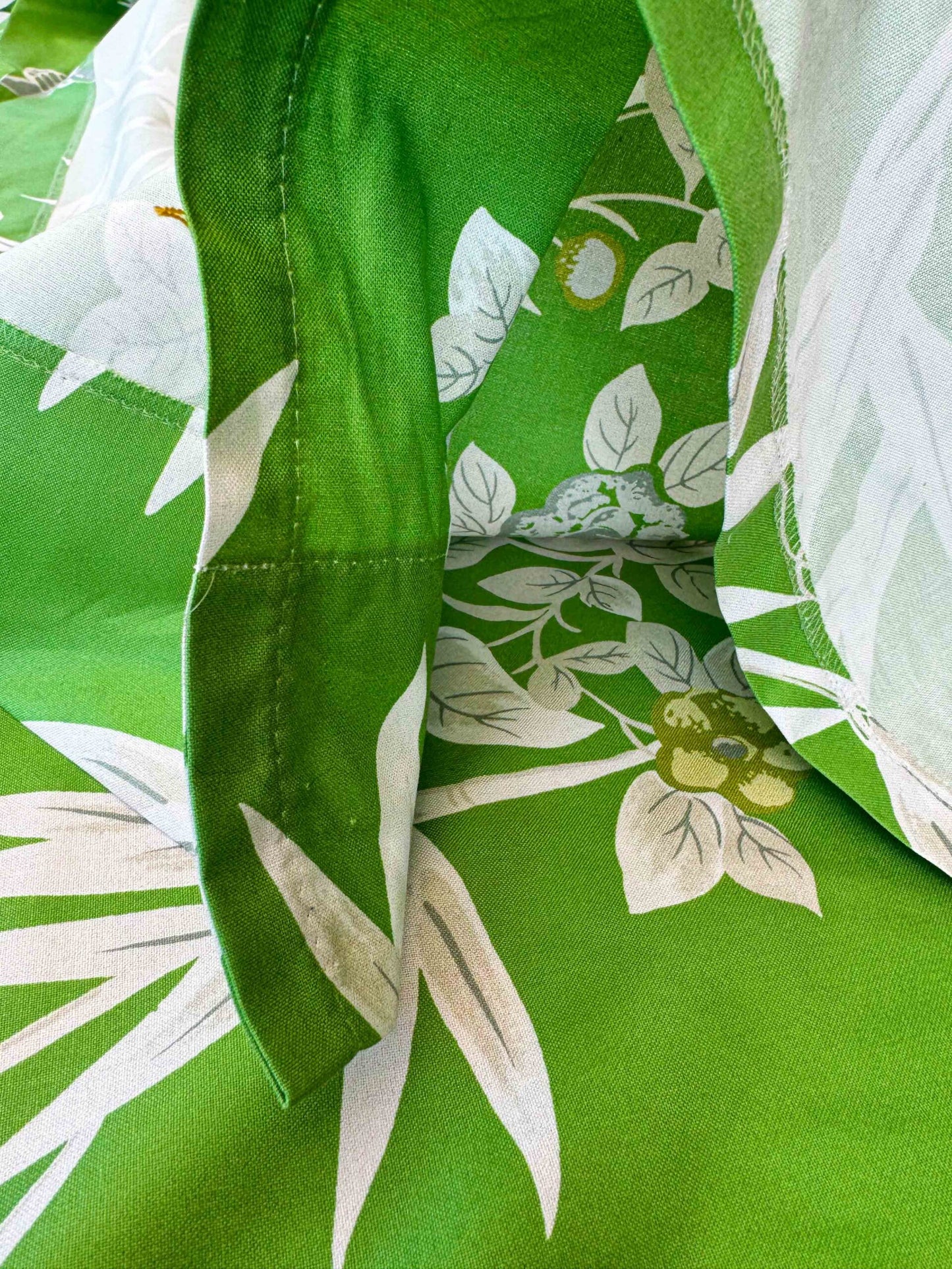 Scalamandre Jardin de Chine Print Jade Green White Cotton Bird Animal Botanical Foliage Chinoiserie Floral Bamboo Butterfly MSRP USD 388/y