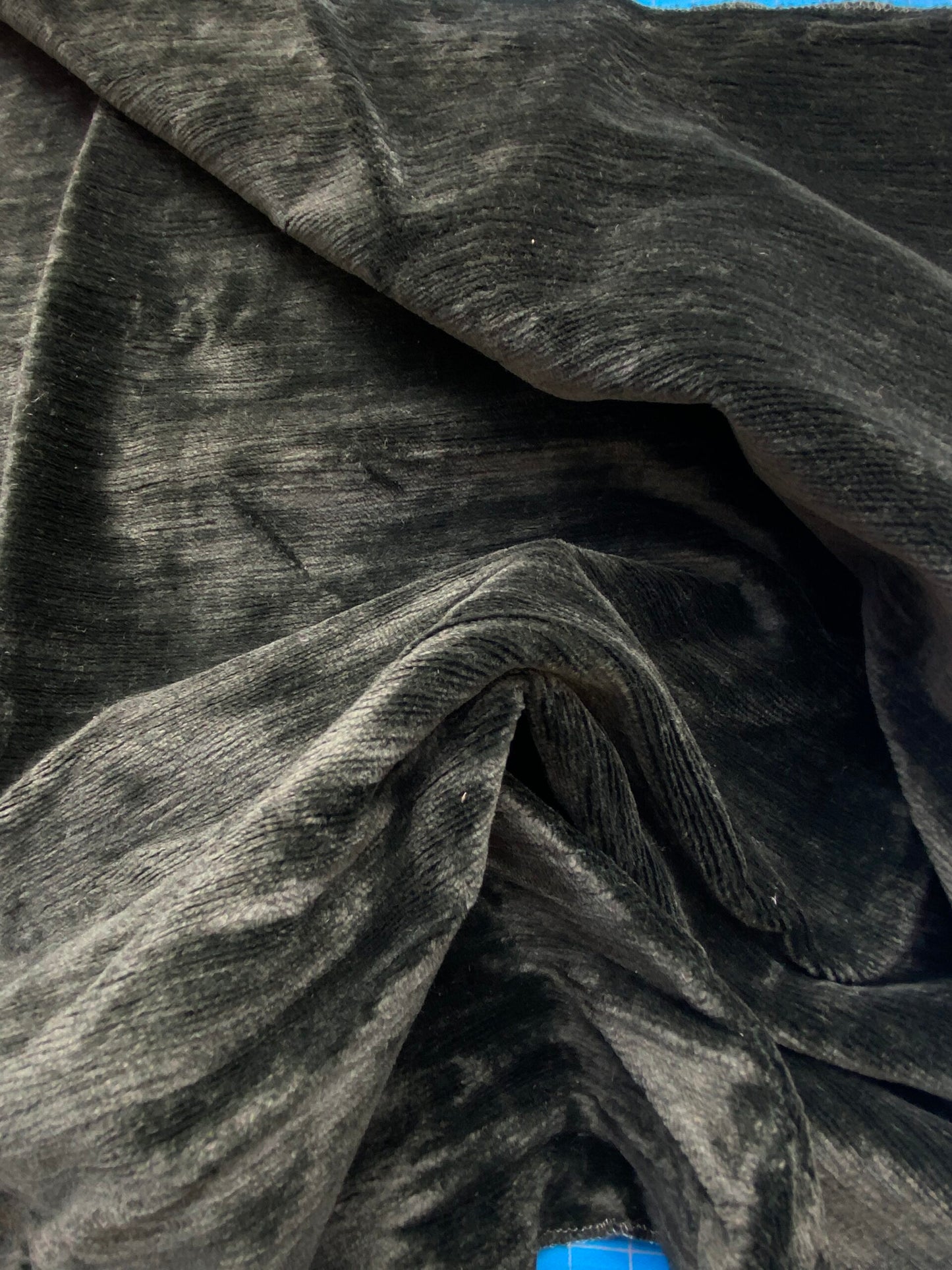 7 Berkbox83 Square Velvet by Old World Weavers Como Linen Caviar Green Texture MSRP USD 354/y