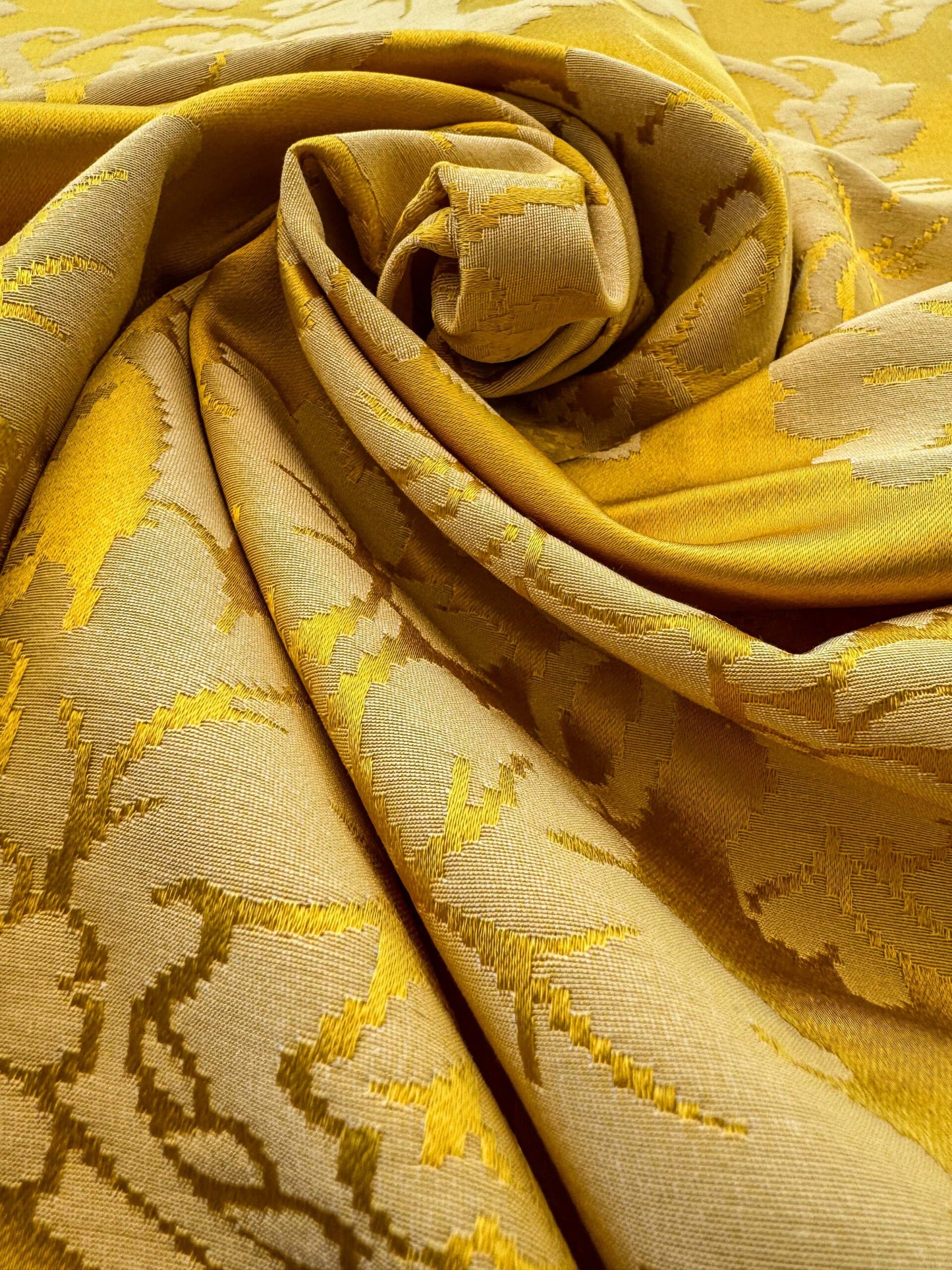 1.5y Scalamandre Gold Yellow Damask French Court Silk Renaissance