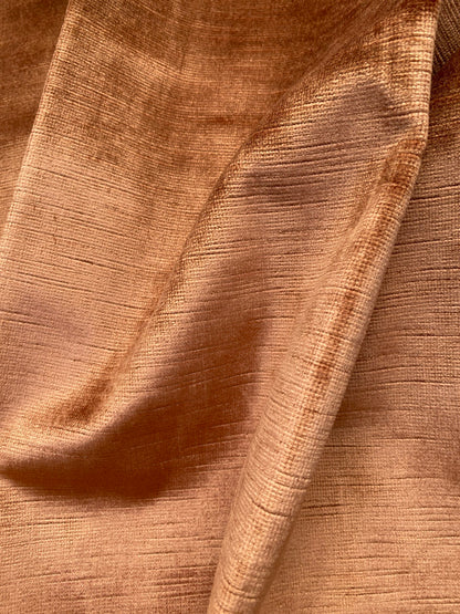 18 Berkbox83 Square Velvet by Old World Weavers Taos Silicon Finis Amber Copper Brown Solid Texture MSRP USD210/y