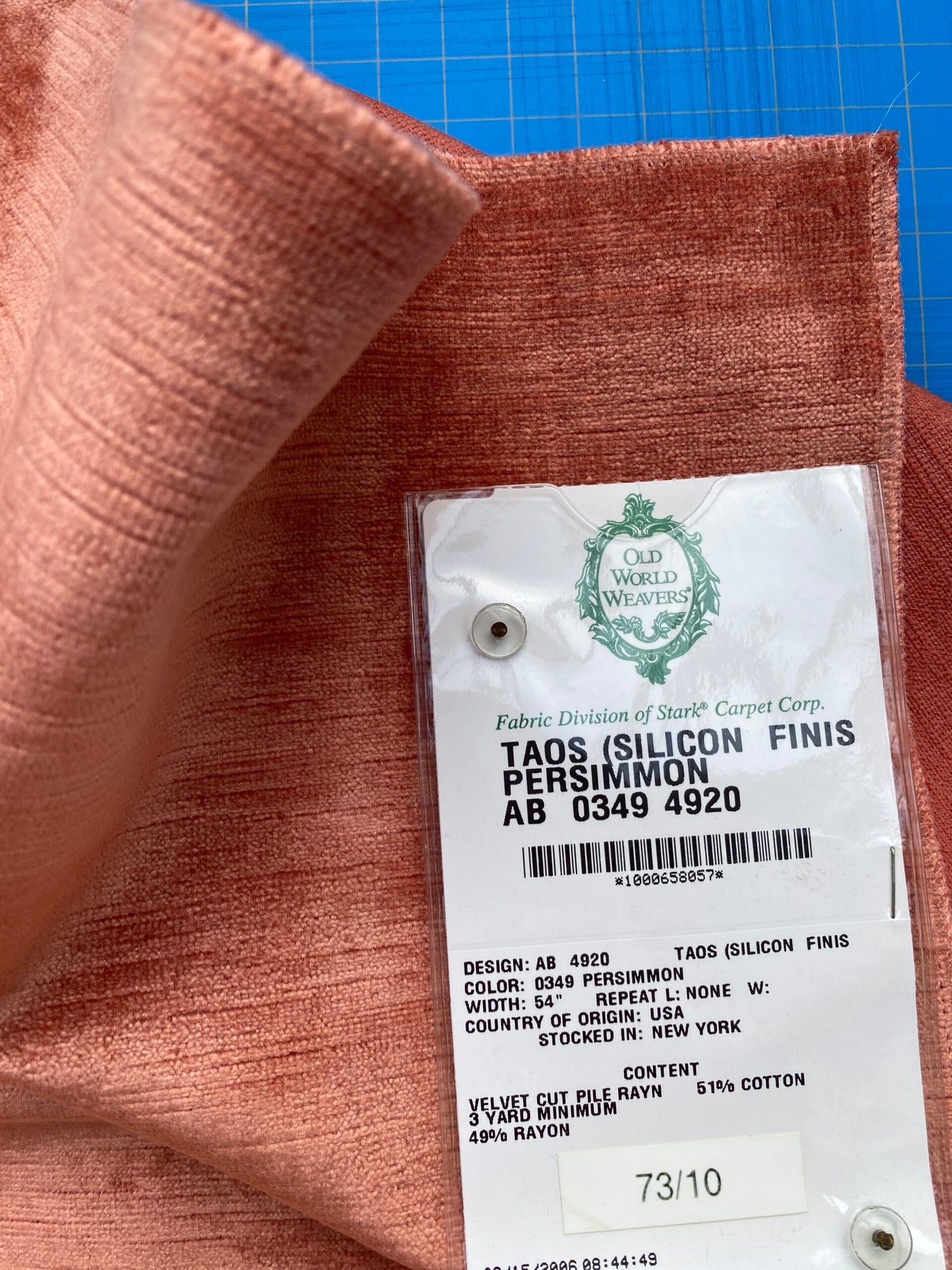 19 Berkbox83 Square Velvet by Old World Weavers Taos Silicon Finis Perssimmon Orange Solid Texture MSRP USD210/y