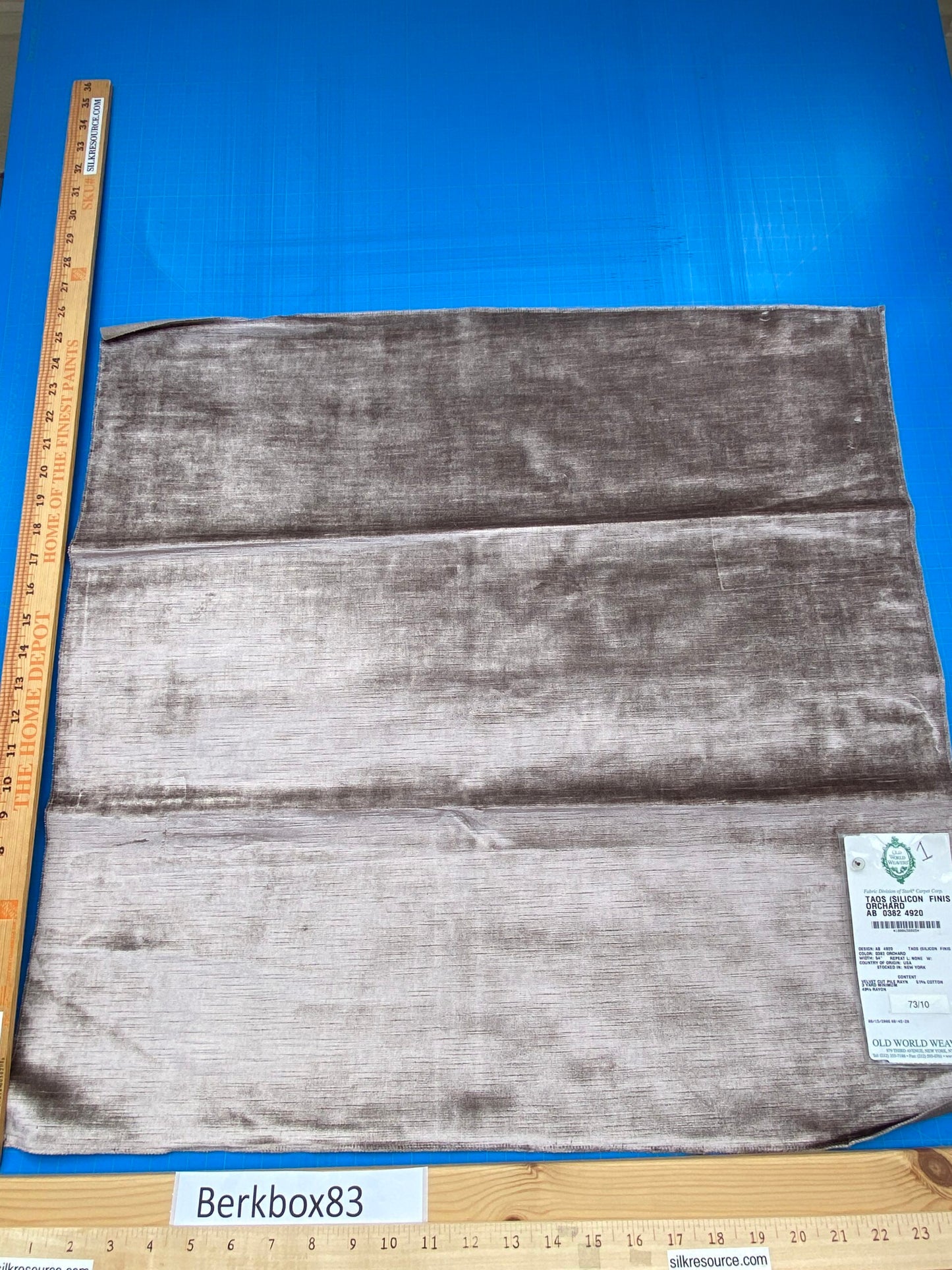20 Berkbox83 Square Velvet by Old World Weavers Taos Silicon Finis Orchard Gray Solid Texture MSRP USD210/y