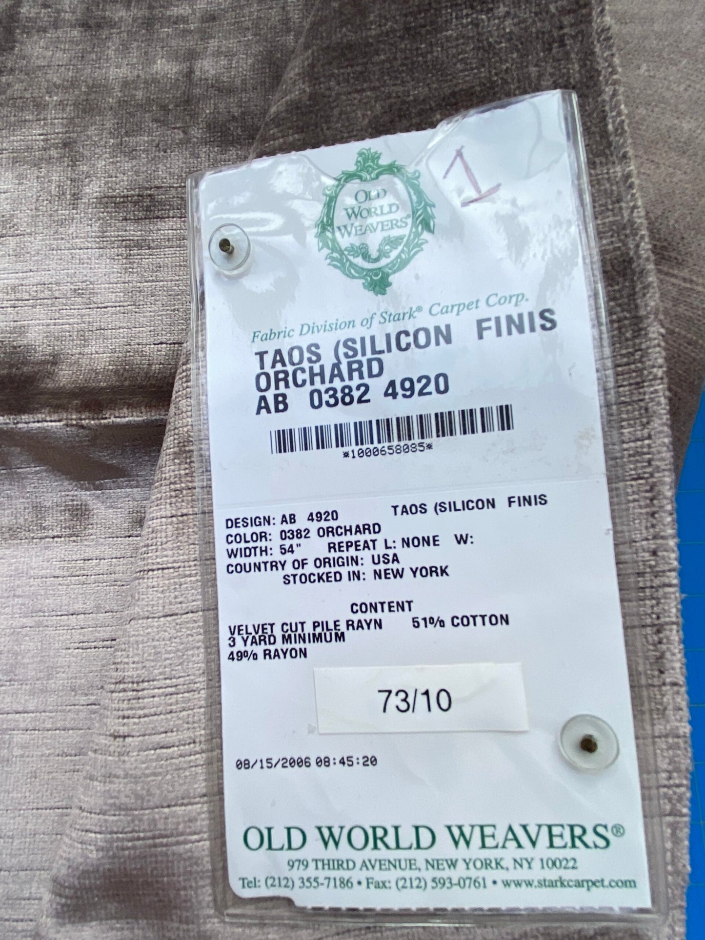 20 Berkbox83 Square Velvet by Old World Weavers Taos Silicon Finis Orchard Gray Solid Texture MSRP USD210/y