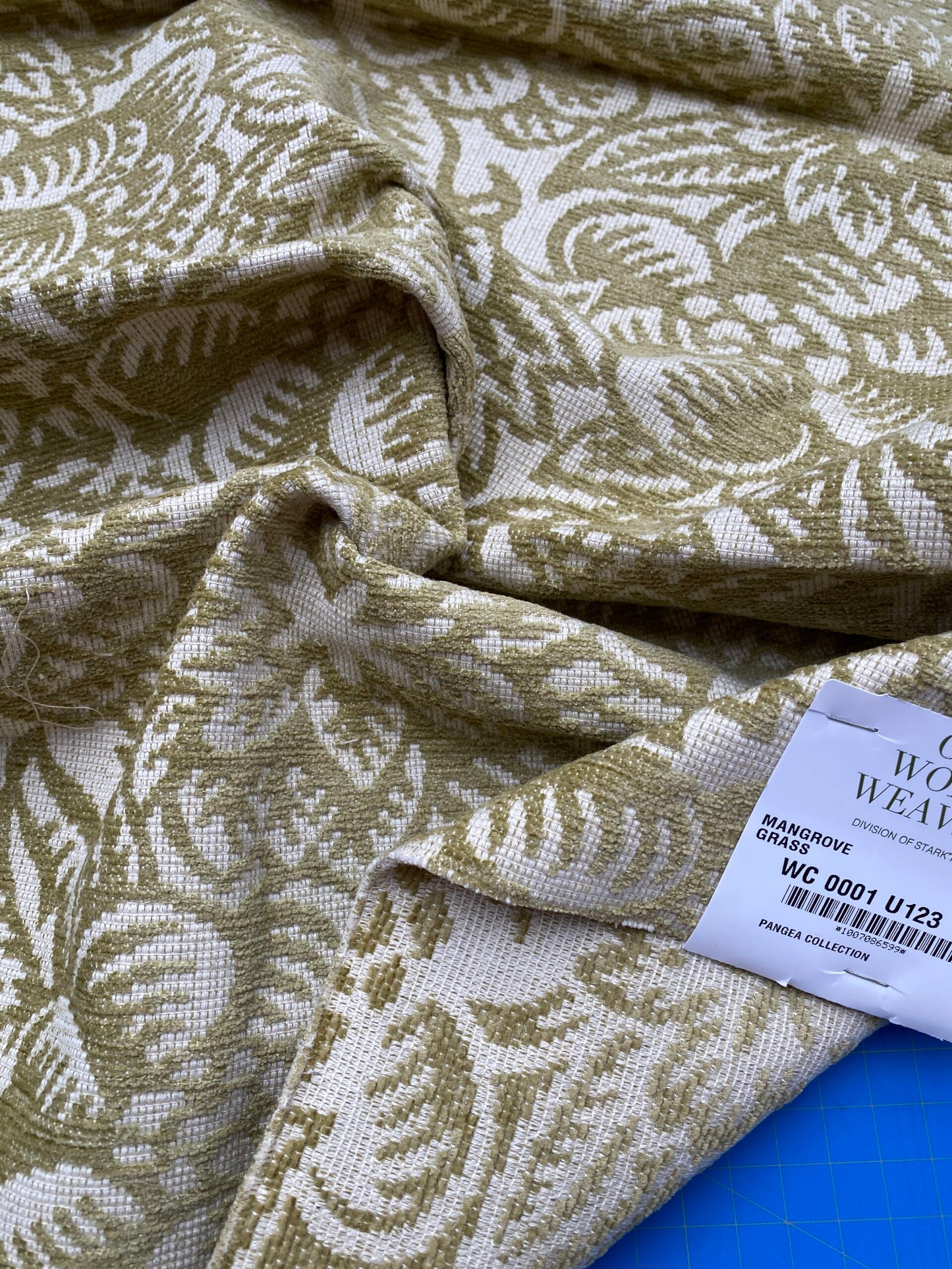 1 Berkbox85 Square Velvet by Old World Weavers Mangrove Grass Beige Green MSRP USD 300+/y