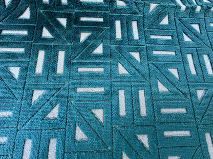 5 EV56 Square 25" x 25"  Scalamandre Aldeco  Miter Baltic Blue White Cut Velvet Geometric