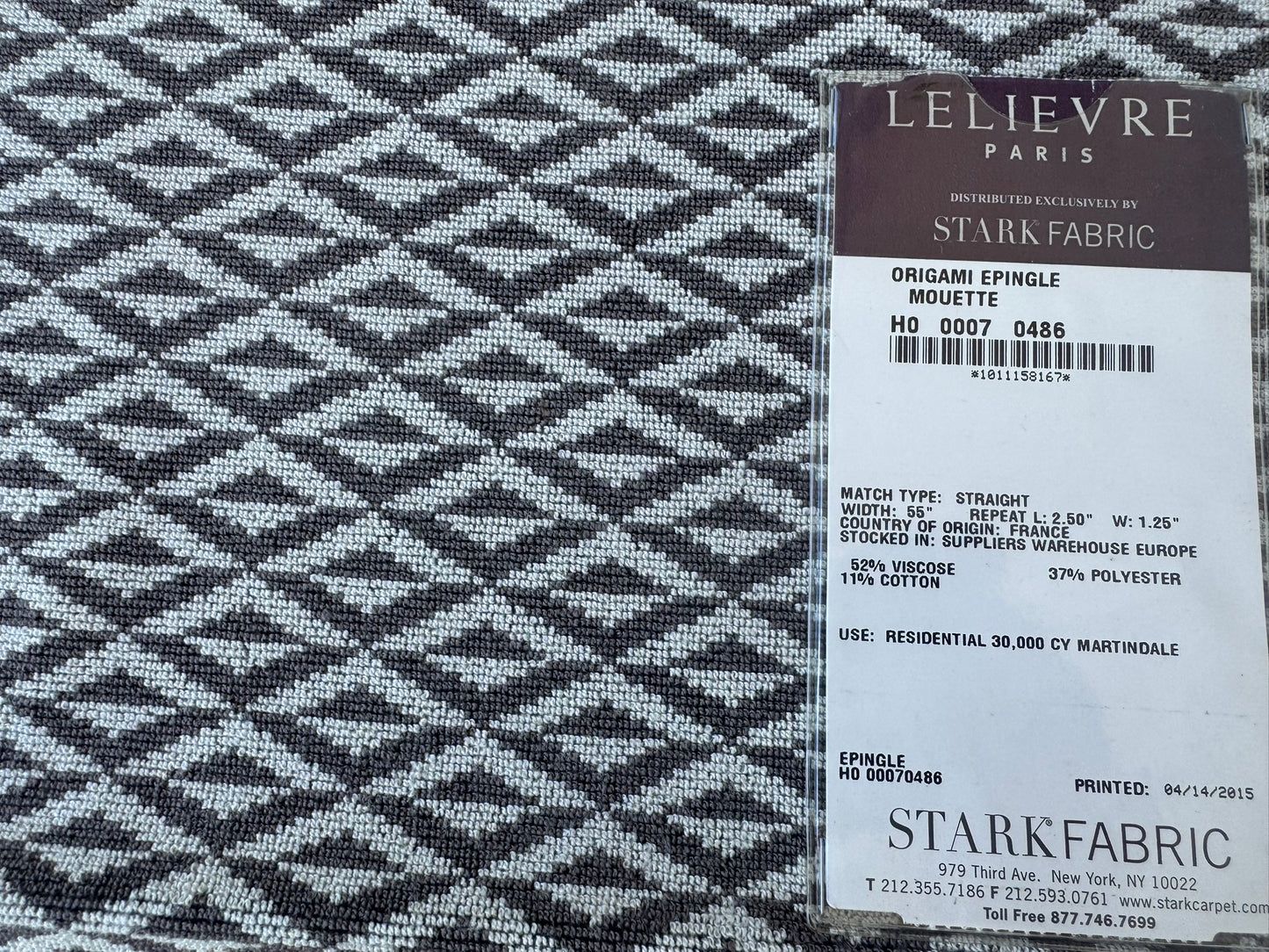 24 EV56 Square 25" x 25" Scalamandre Lelievre Paris Origami Epingle Moutte Gray White  Diamond Geometric Small Scale MSRP USD374/y