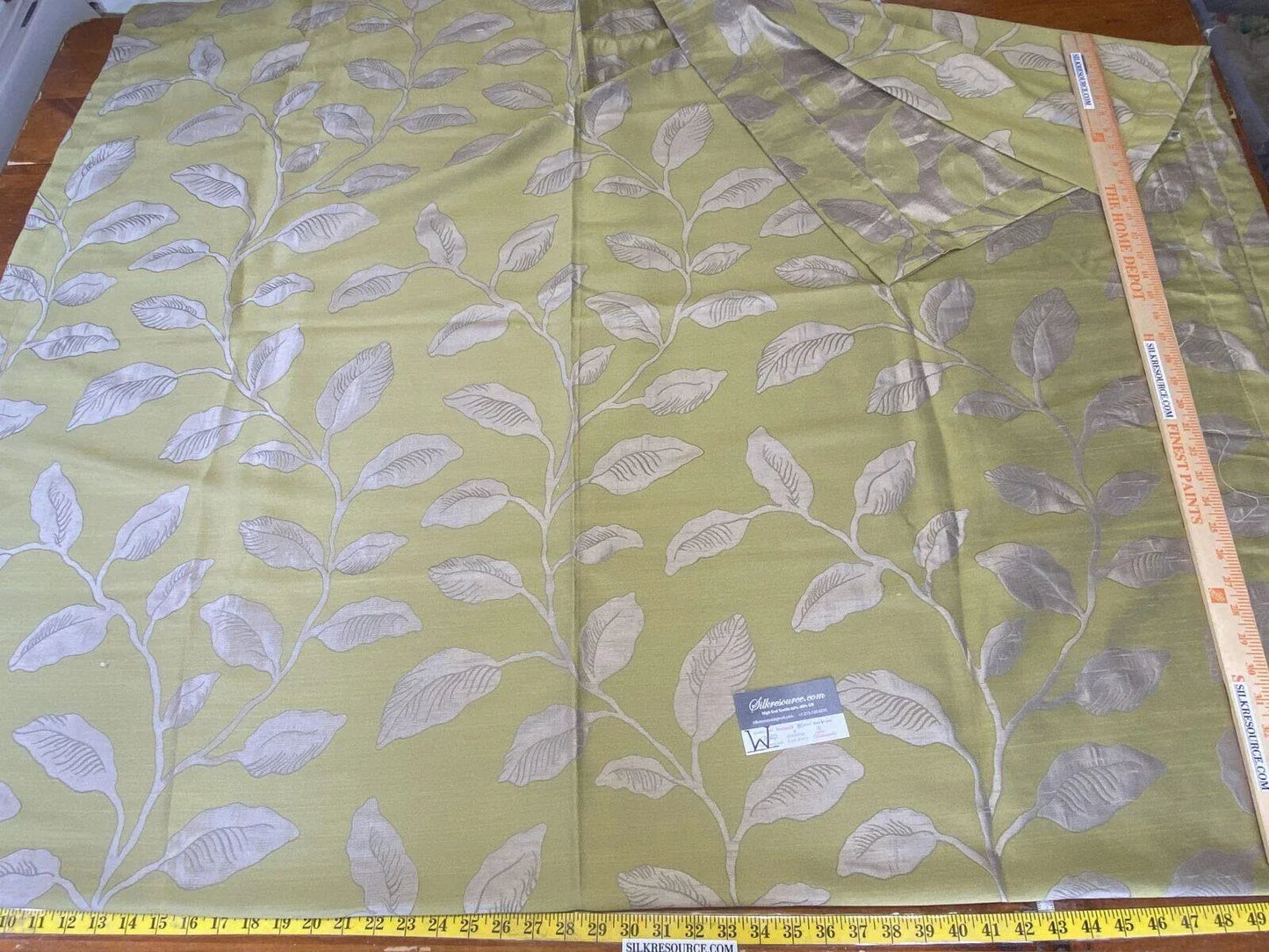 4 Boxw Scalamandre Square Showroom Sample Full 2.4 Yards Gray Leaves