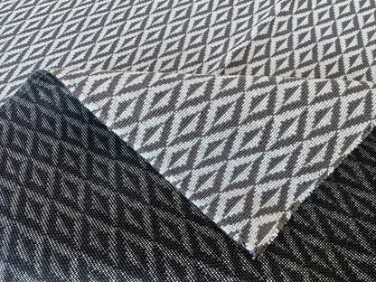 24 EV56 Square 25" x 25" Scalamandre Lelievre Paris Origami Epingle Moutte Gray White  Diamond Geometric Small Scale MSRP USD374/y