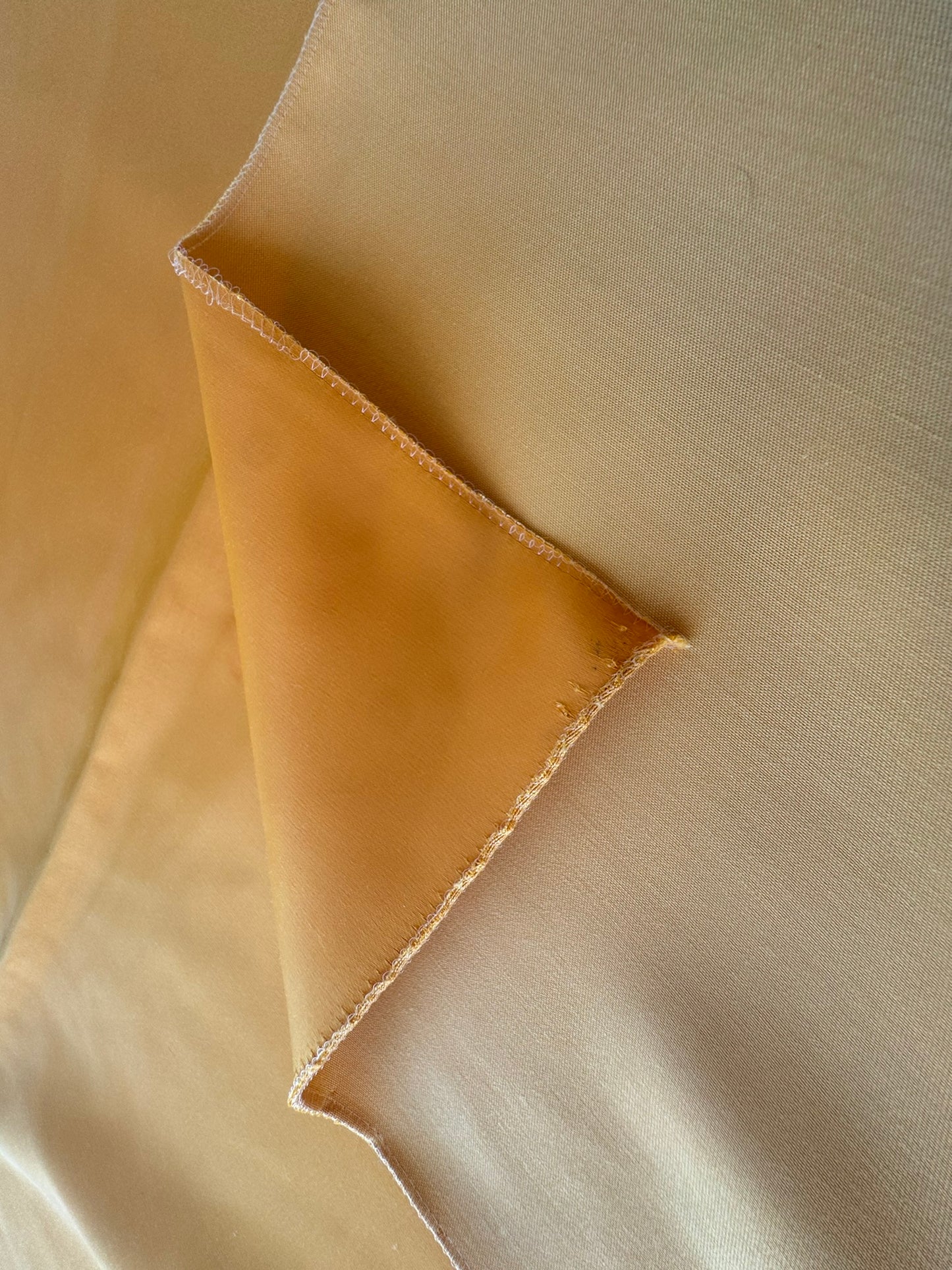30 EV56 Square 26" x 27" Scalamandre Lelievre Paris Miroir Safran Orange Solid Polyester MSRP USD374/y