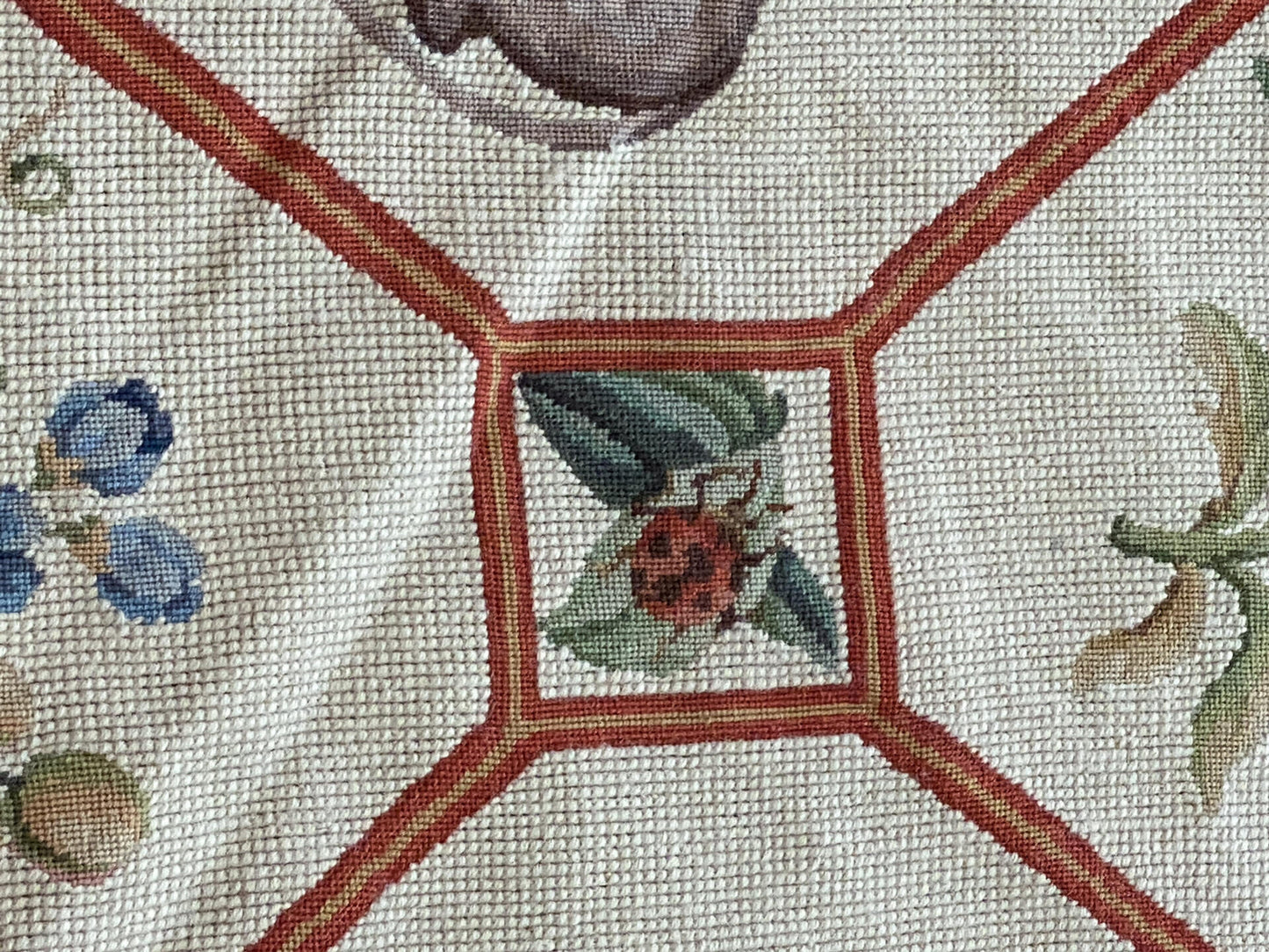 Stark BARENTU SILVER  Diamond Barratta Collection Leopard Deer Bird Flora Zoology 100% Wool 5x9' MSRP USD2300