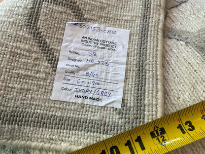 Stark BRET HARTE White Lattice Diamond Linen Handmade Transitional Mid Century Rug 6x9' MSRP USD 3175