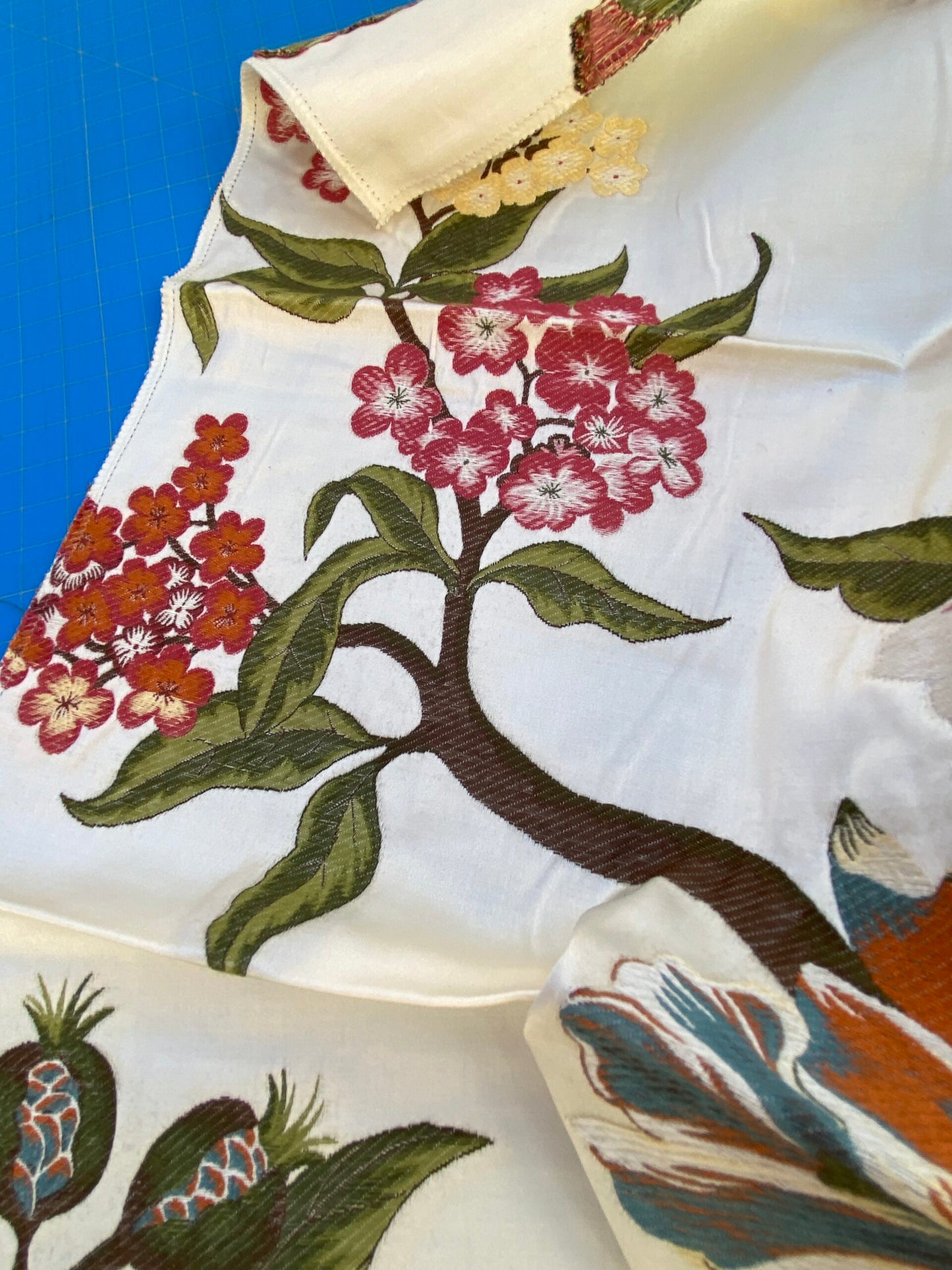 5 Berkbox87 Square  Woven Lampas by Scalamandre Old World Weavers Frida Cream/Multi Woven Foliage Yellow MSRP 546/y