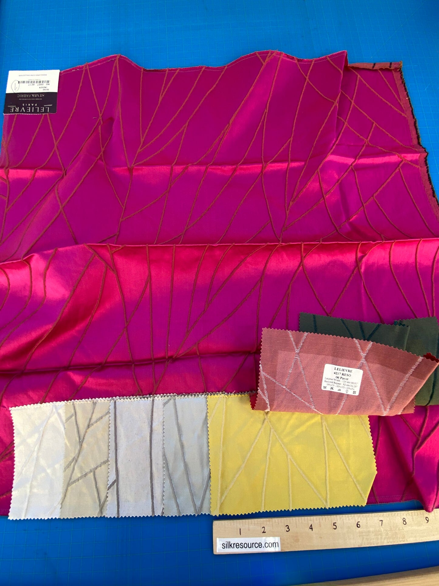 16 Berkbox87 Square Jacquard by Lelievre Reso Indien Pink Abstract Graphic MSRP USD 594/y