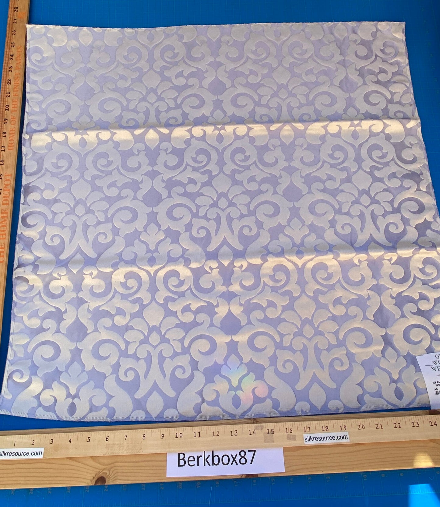 20 Berkbox87 Square Jacquard by Old World Weavers My Fair Lady Skyway Blue White Large Jacquard MSRP USD 300+/y