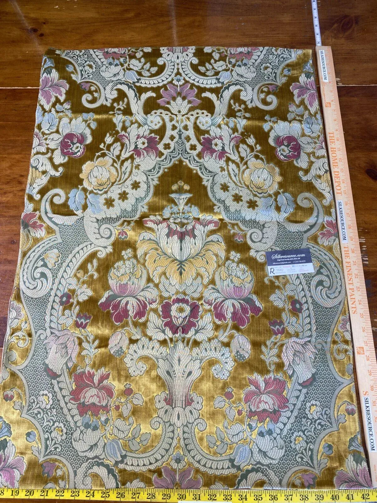 14 Boxr Scalamandre Tosca Silk Velvet In Yellow Gold Pink MSRP USD 956/Y