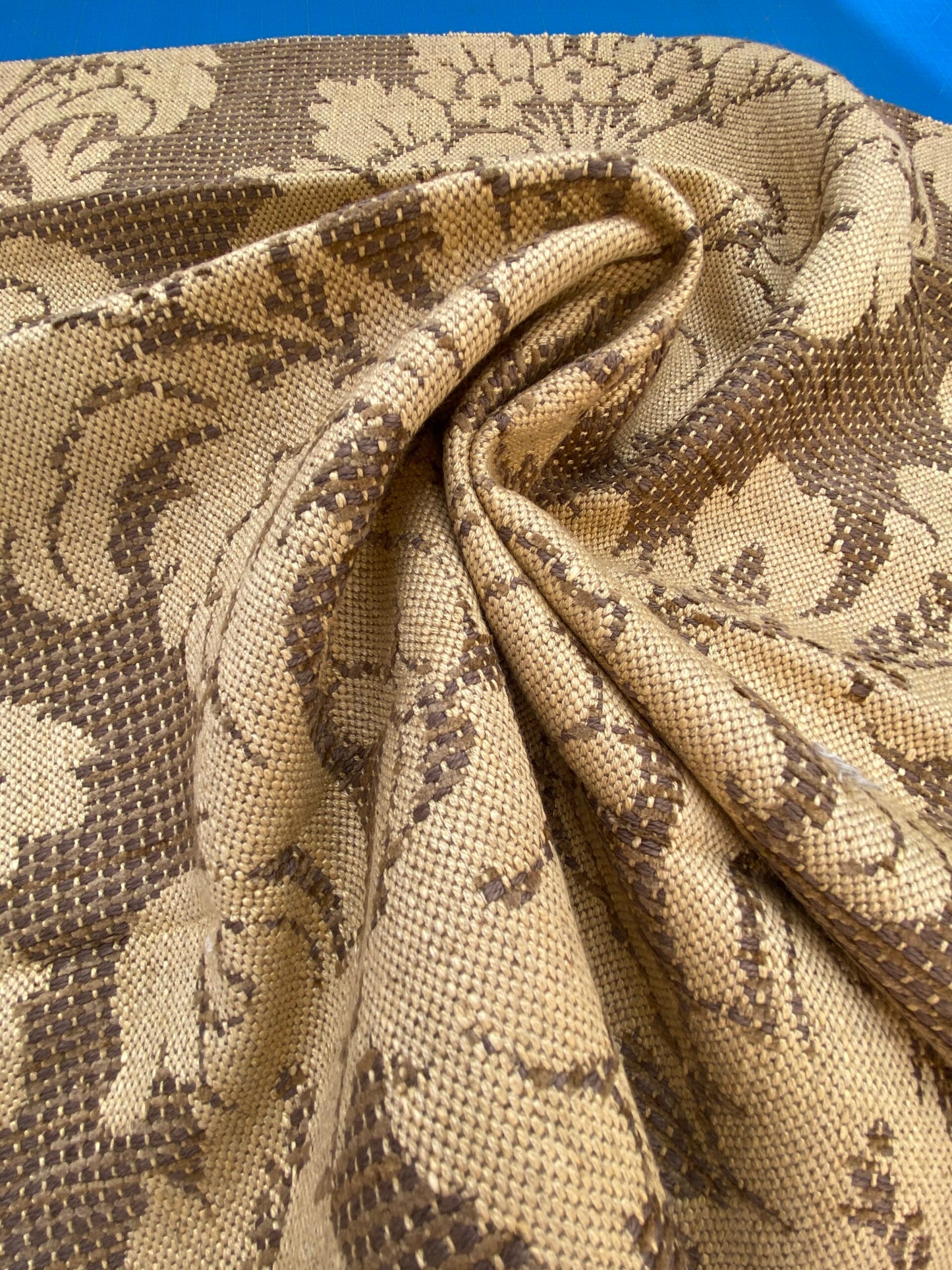 38 Berkbox87 Square Jacquard by Old World Weavers Lucretia Damask Driftwood Tan Beige Renaissance Classic Damask Thick MSRP USD 300/Y