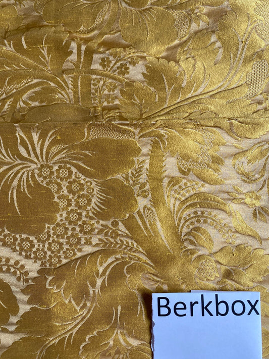 39 Berkbox42 Scalamandre Squares silk 27x27" Gold Jacobean Silk Damask