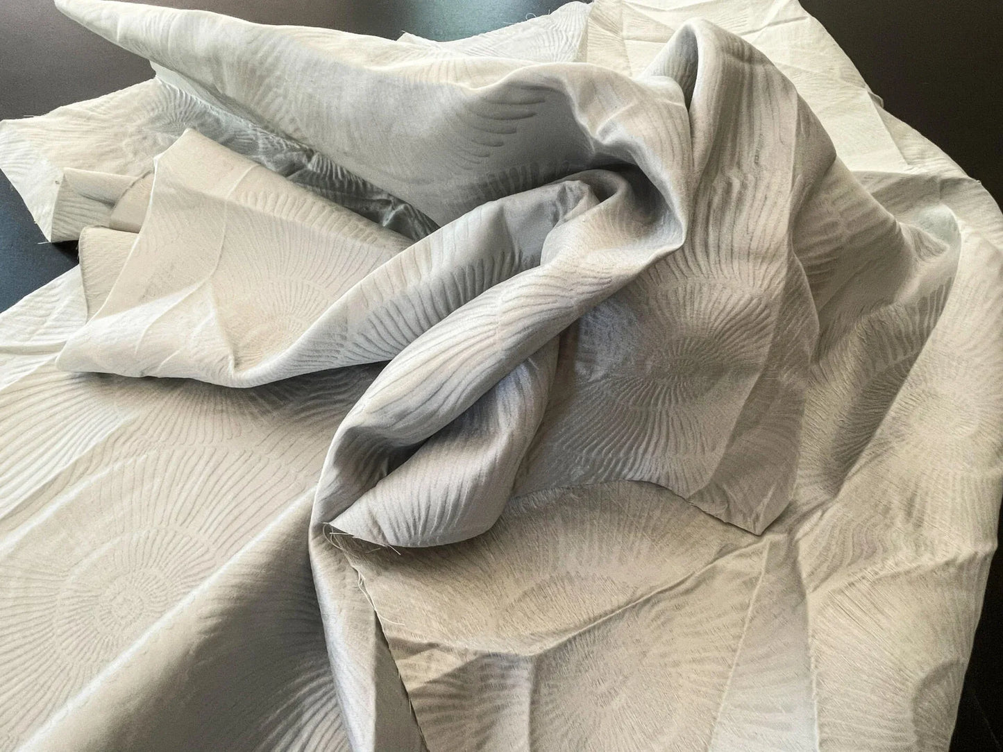 4 Berkbox52 1.2 yard Scalamandre Nautilo Beige Jacquard,  Bird , Animal/ocean Blue MSRP USD 302