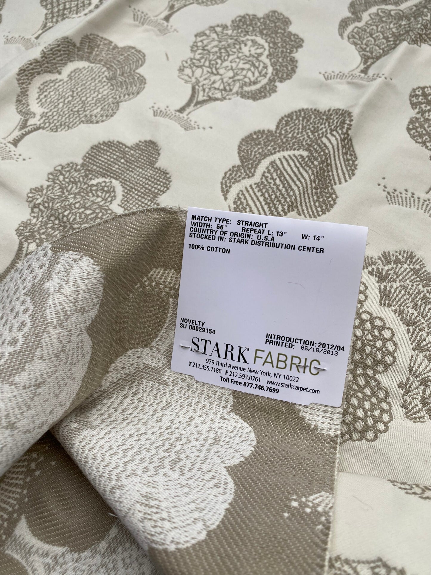 20 Berkbox88 Square Woven by Grey Watkins Ashbury Grove Grey Cream Topiary Brocade Cotton MSRP USD 152/Y