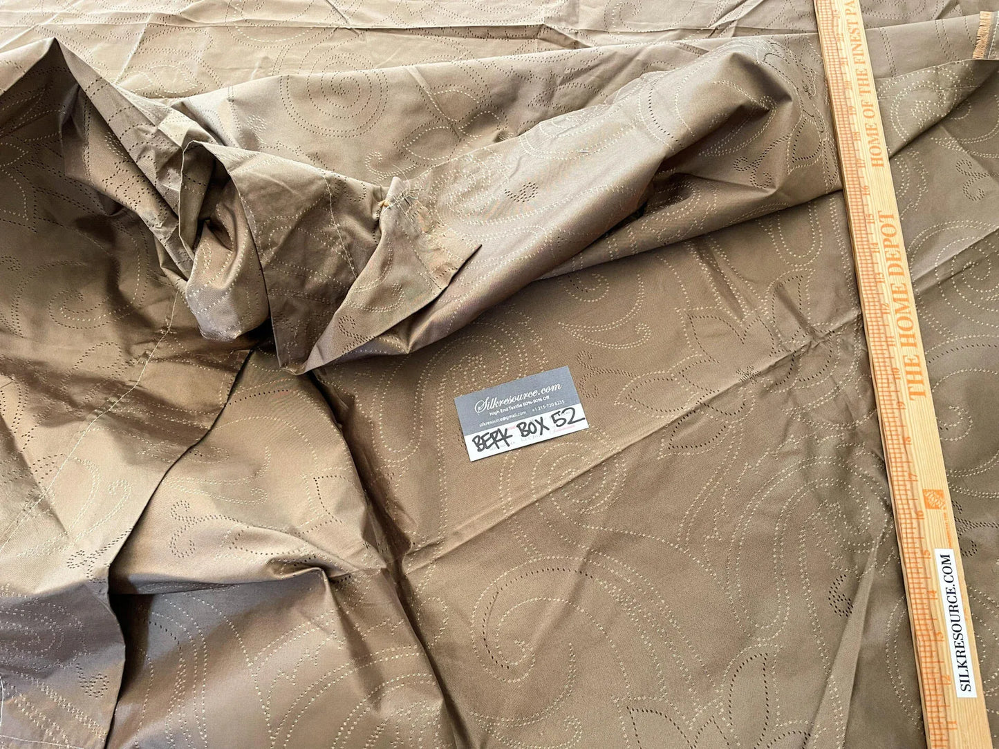 6 Berkbox52 2.4 yards Scalamandre Paisley Medallion Silk Damask Copper Brown