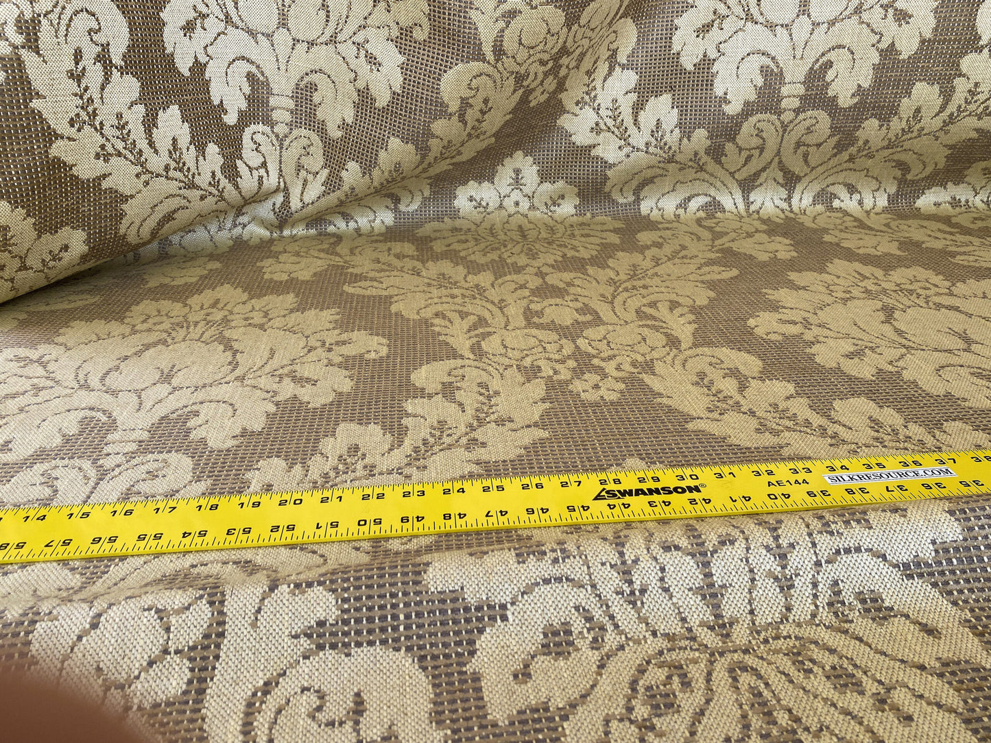 Scalamandre " Lucretia Damask Driftwood Renaissance Classic Damask Thick! MSRP USD 300/Y Tan Beige"