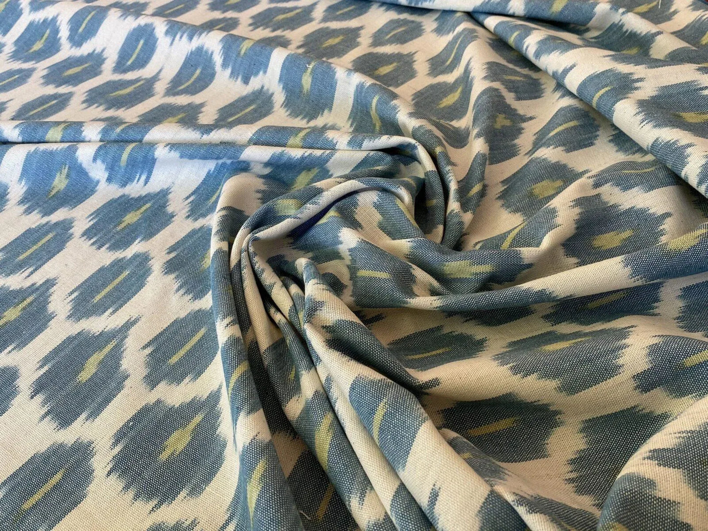 Scalamandre " Amara Ikat Weave Peacock  MSRP USD 150/Y Cotton Hand Woven! Blue Green White"