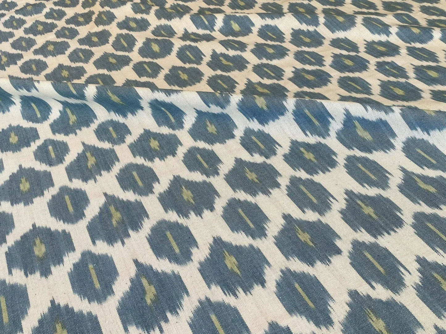 Scalamandre " Amara Ikat Weave Peacock  MSRP USD 150/Y Cotton Hand Woven! Blue Green White"