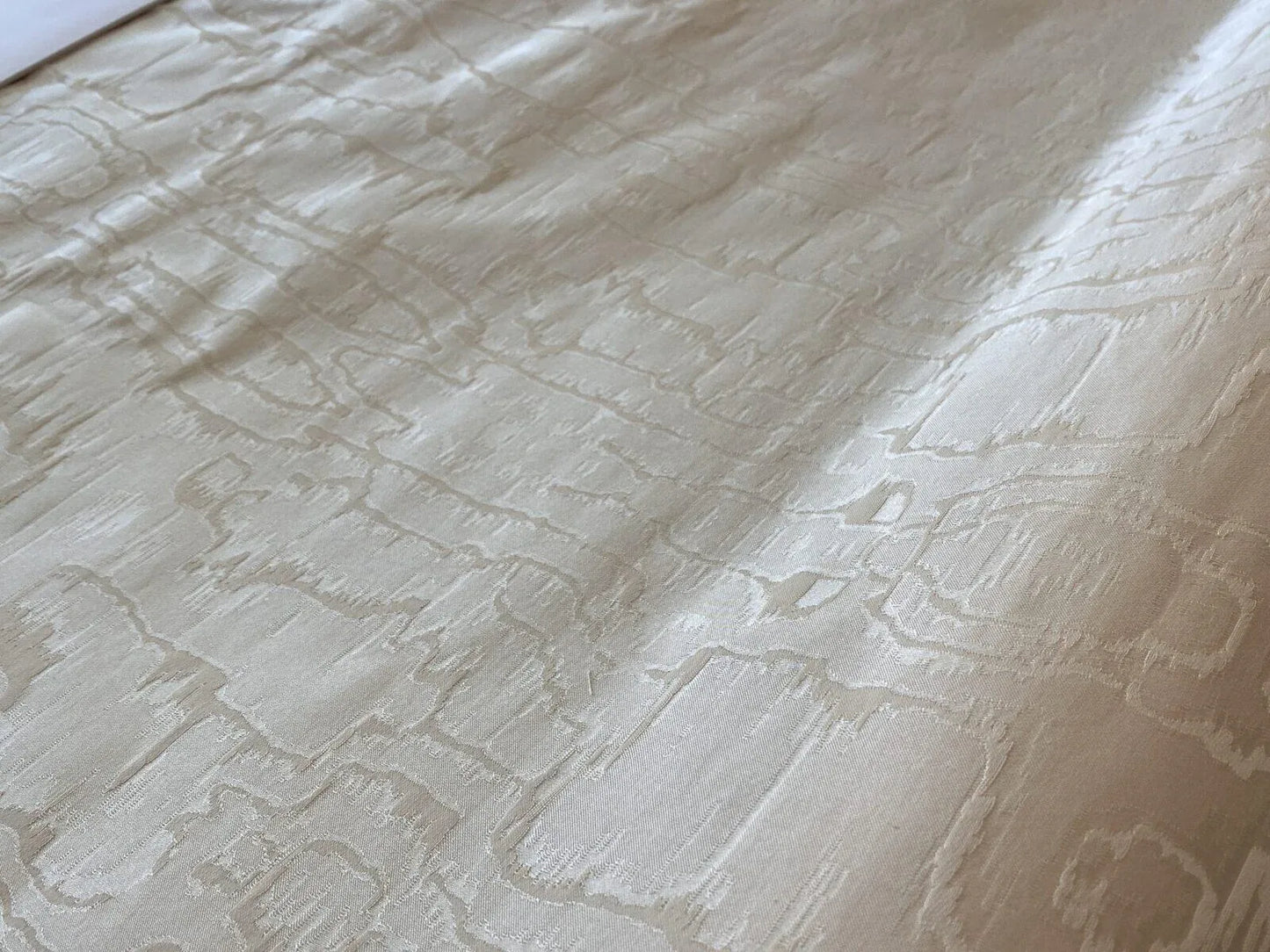 Scalamandre " Salon Moire Shell Pink Classic Silk Moire Watermark Historical Reversible MSRP USD 442/Y